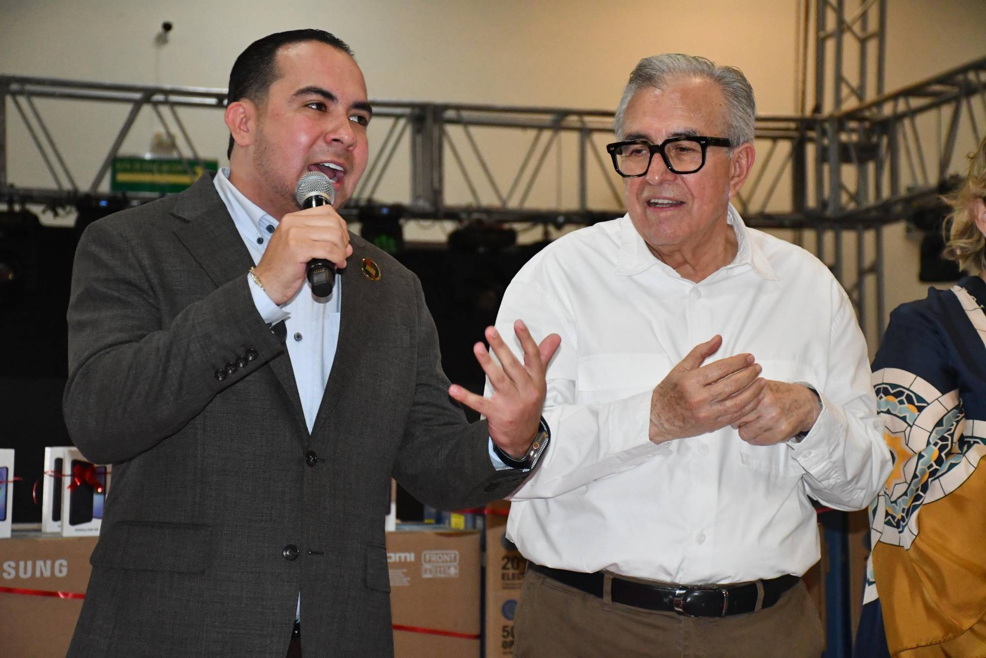 $!Celebra STASE a sindicalizados por el Día del Servidor Público en Sinaloa