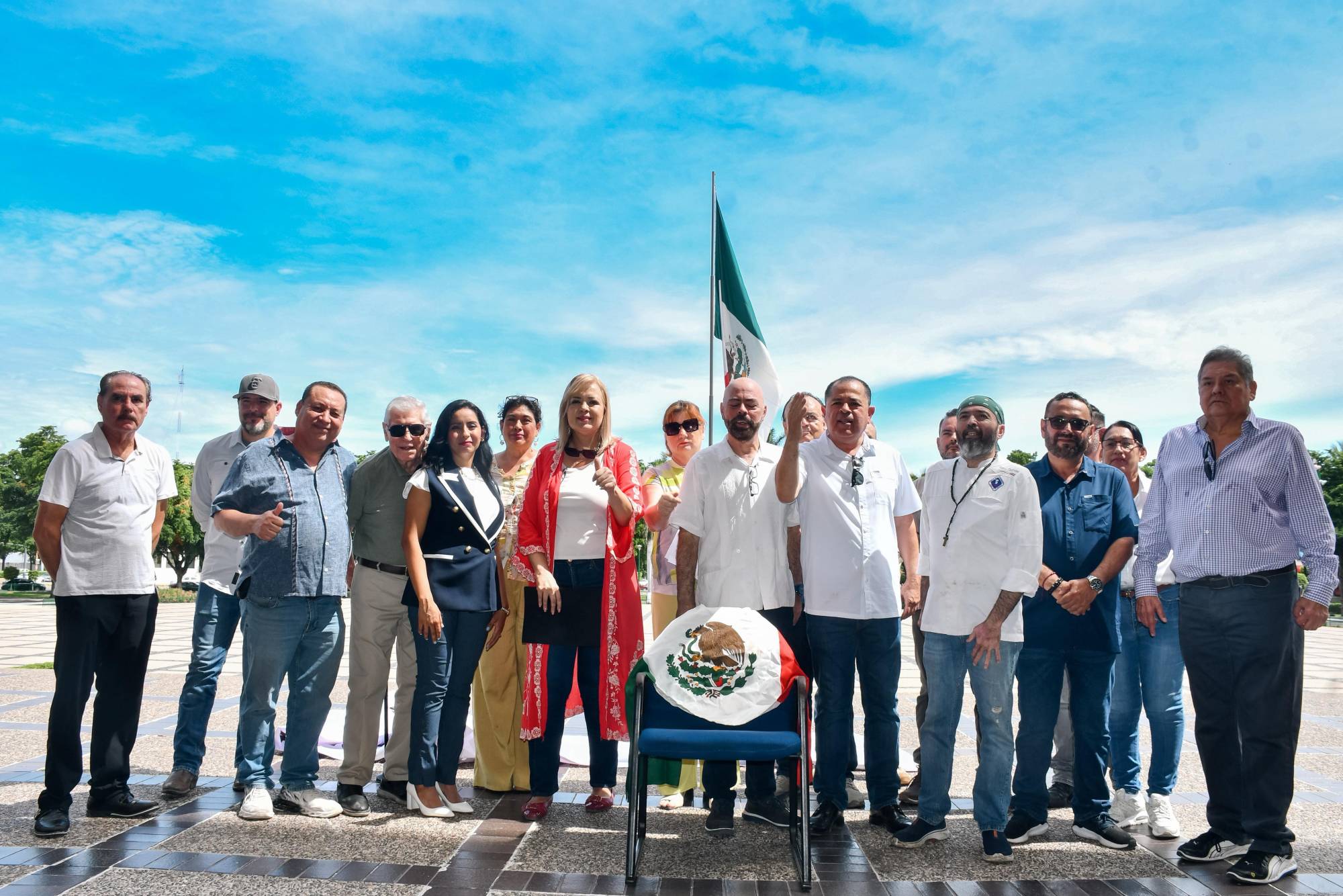 $!Reclaman ausencia de Sheinbaum en Culiacán; colocan silla vacía en Palacio de Gobierno