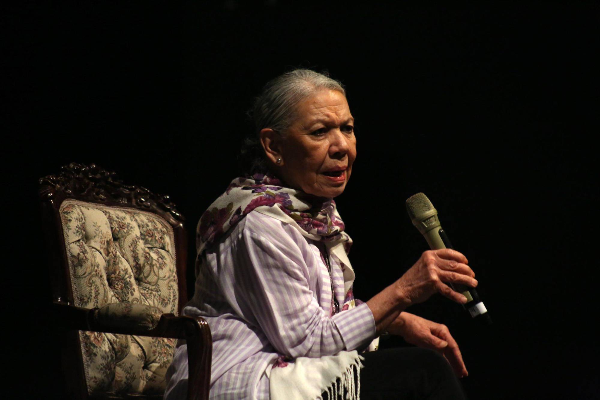 $!La actriz mexicana compartió su experiencia al crear personajes.