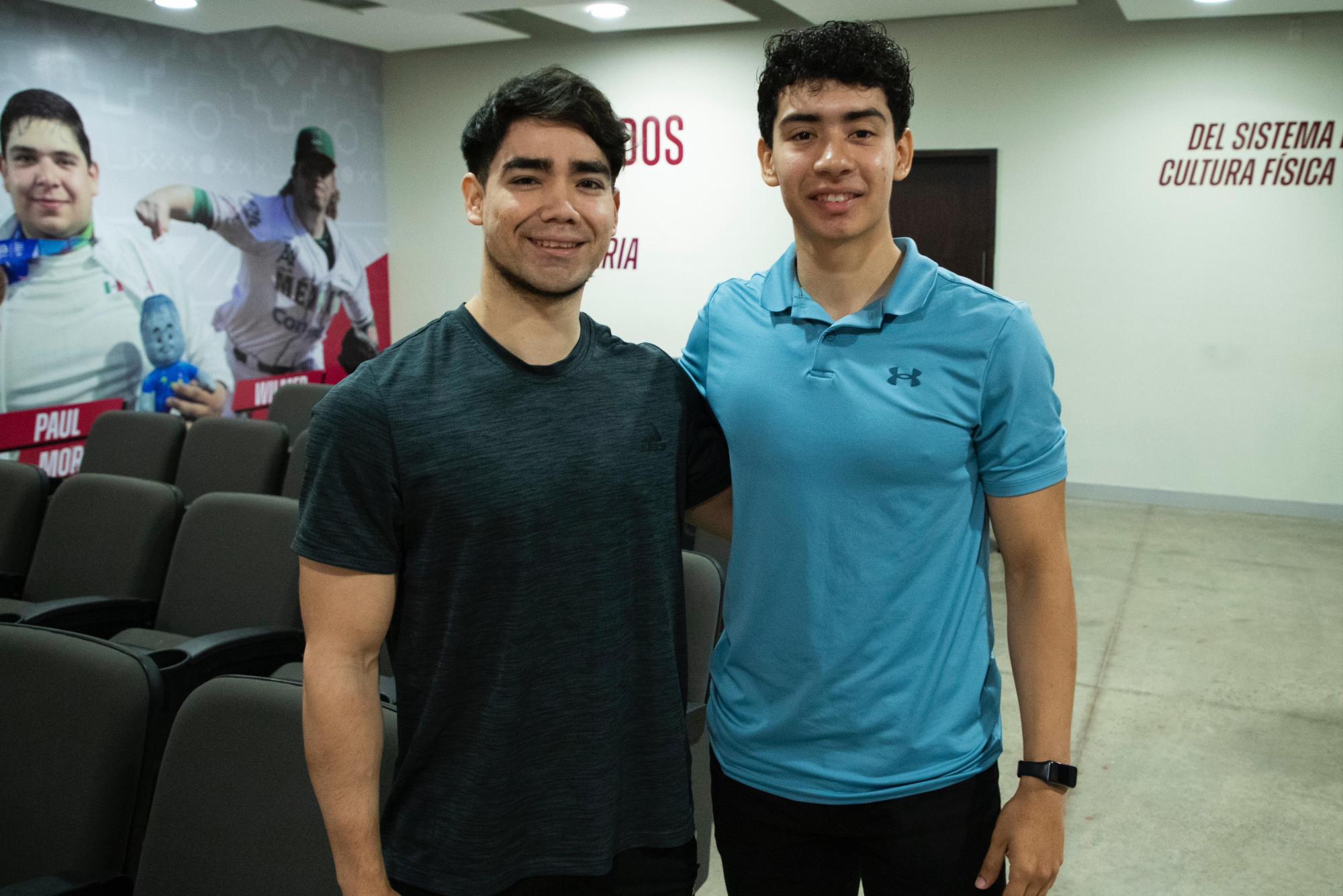 $!Capacitan a entrenadores de gimnasia artística varonil, en Culiacán