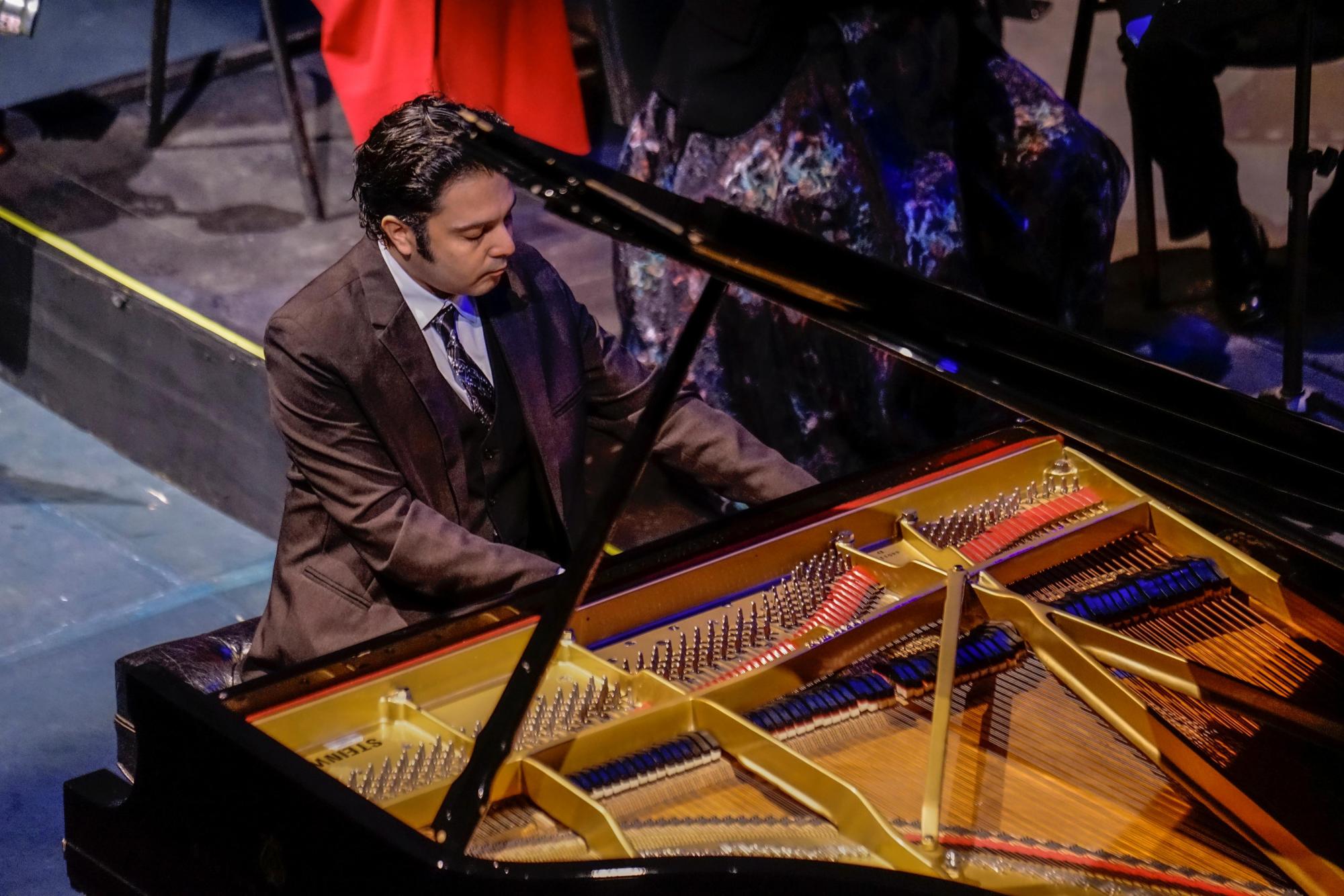 $!José Miguel Rivera, al piano.