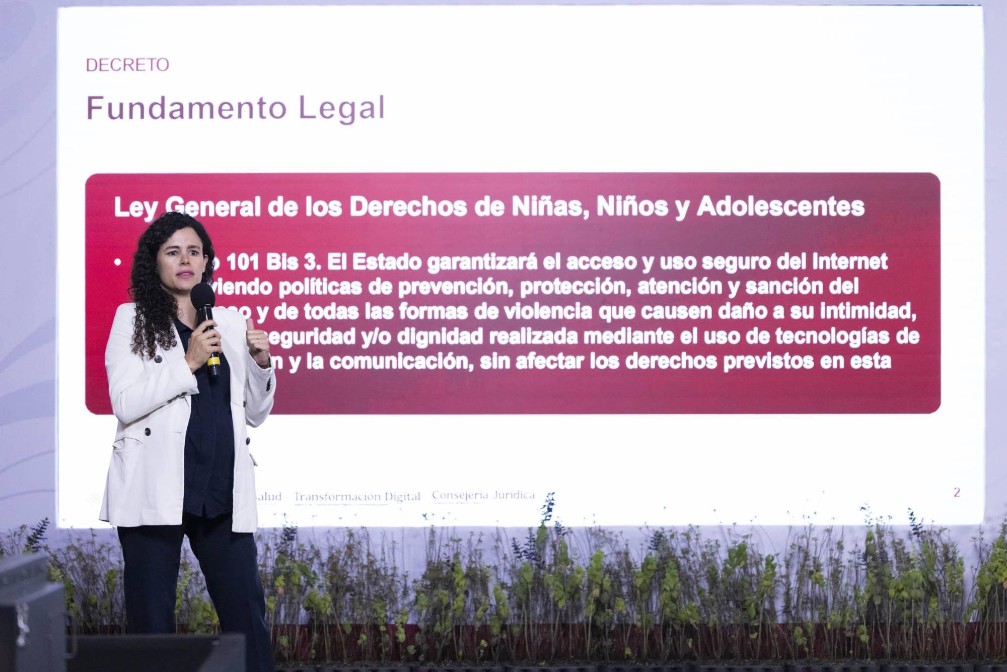 $!Luisa Alcalde informó que Meta, Microsoft, Apple, TikTok, Google, X y Huawei se mostraron a favor de la iniciativa.
