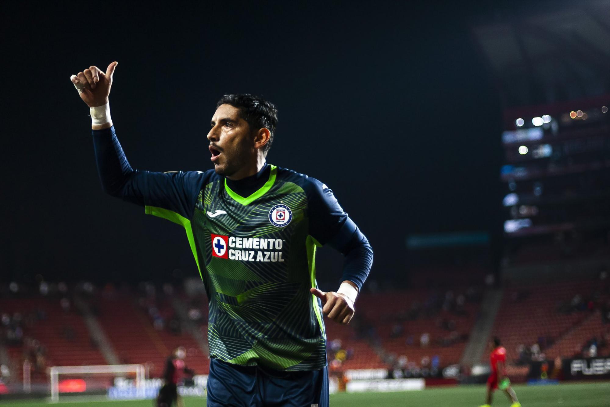 $!Sinaloense Luis Romo da triunfo a Cruz Azul ante Xolos