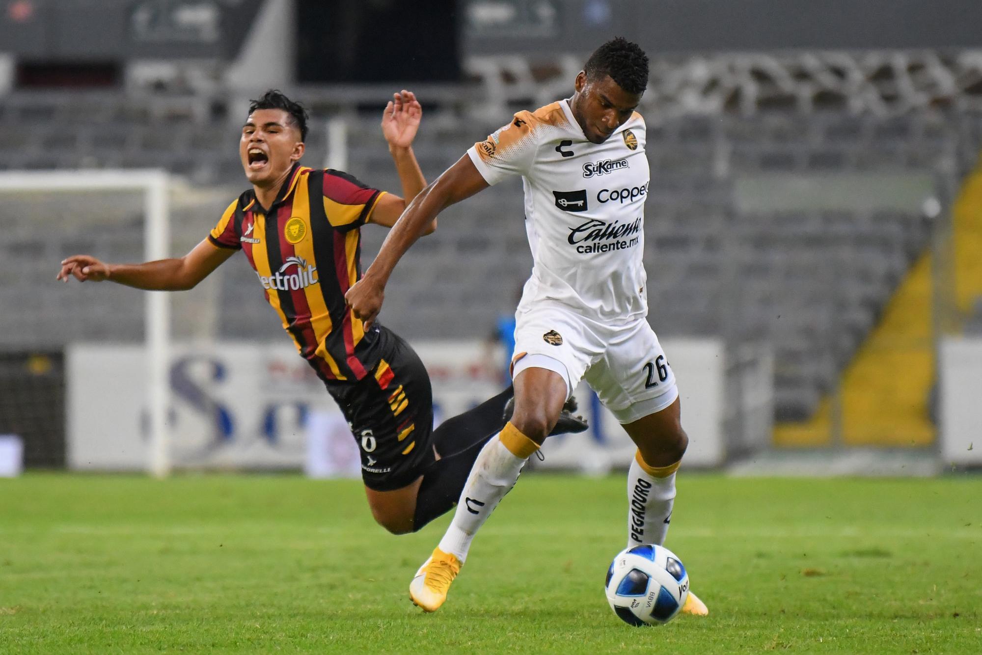 $!Rafael García, DT de Dorados, defiende a Raúl Zúñiga