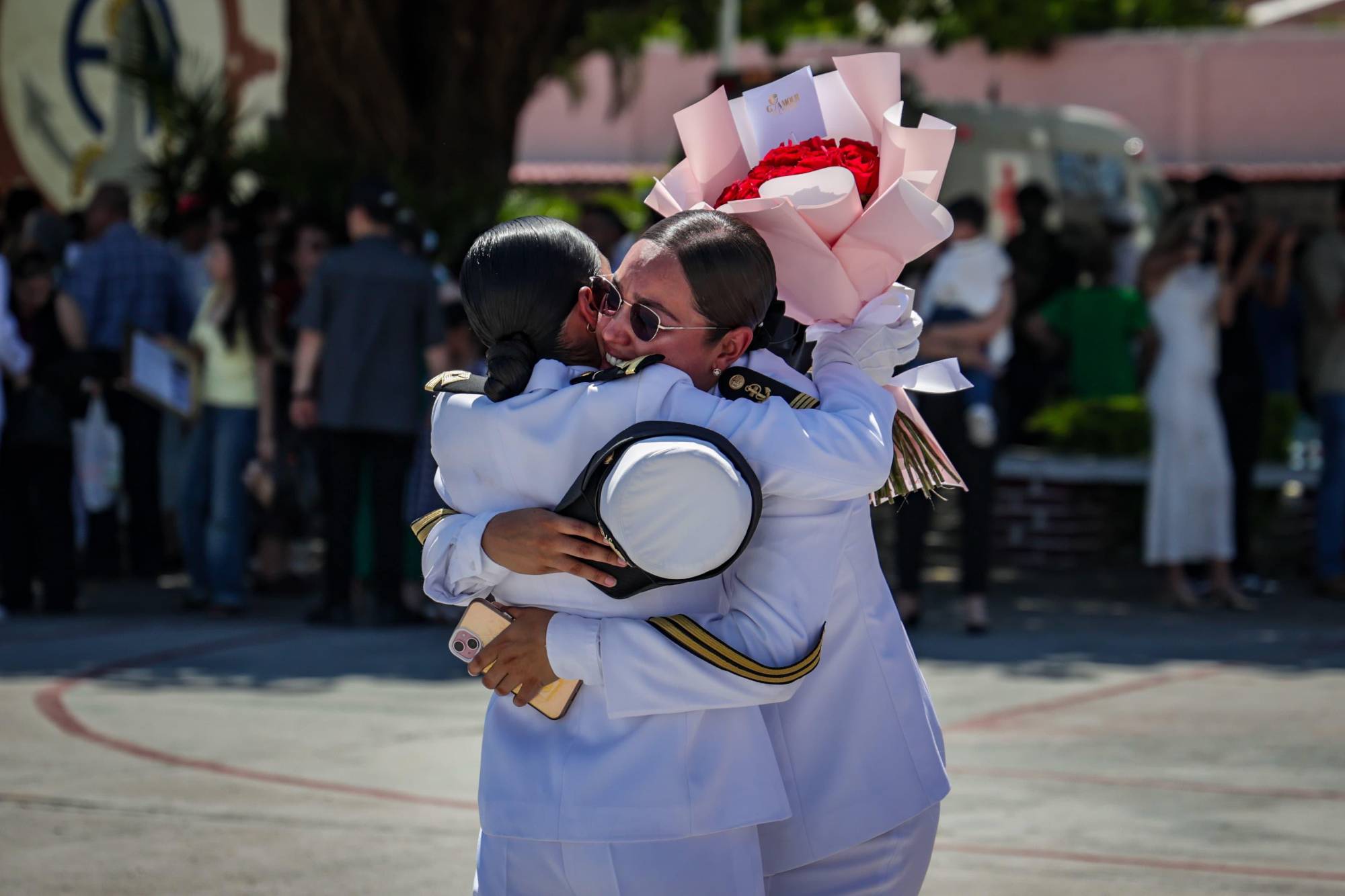 $!Egresan con honores 80 nuevos oficiales de la Escuela Náutica Mercante de Mazatlán