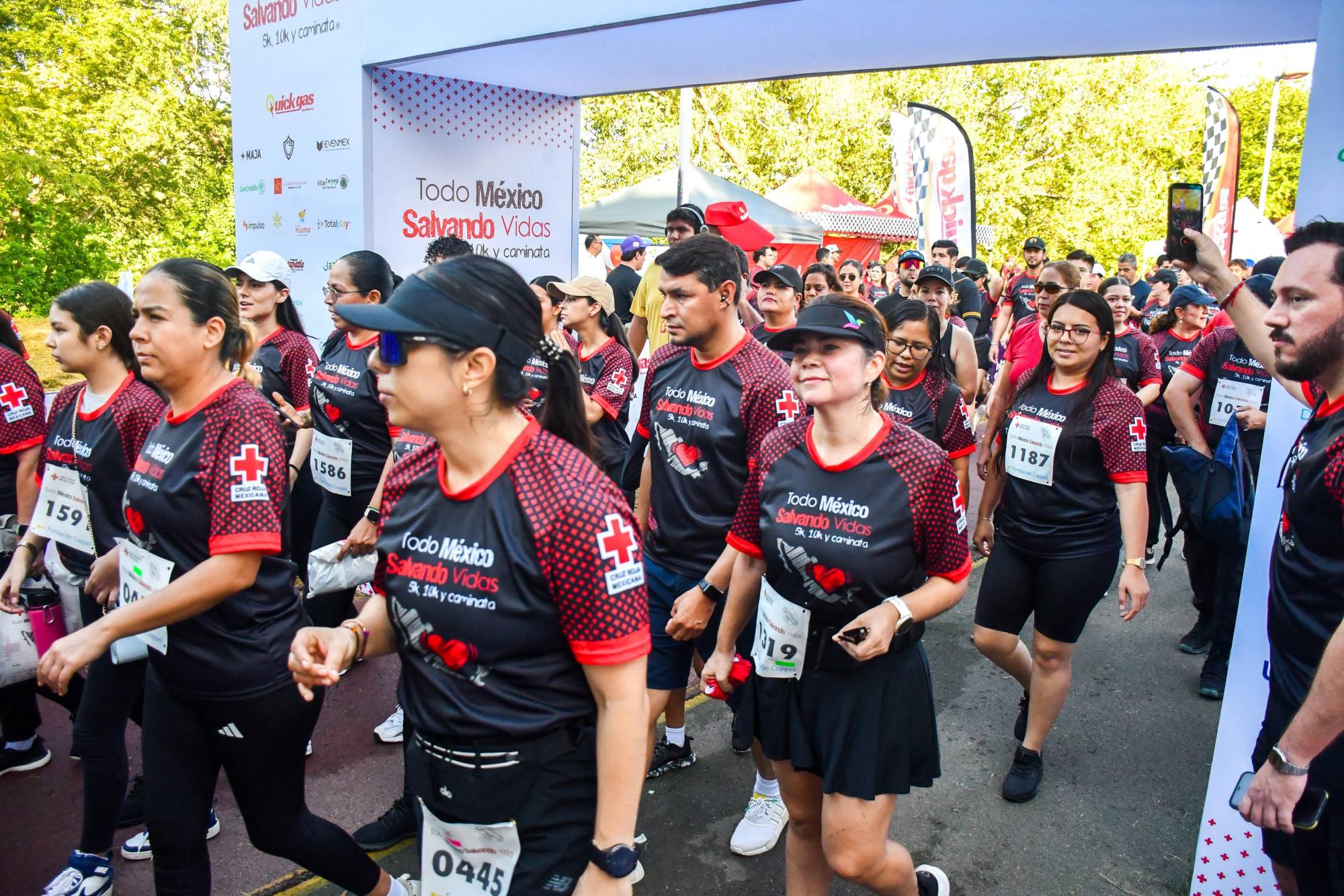 $!Katia García y Valentín Rendón triunfan en la Carrera Conecta-te 2025