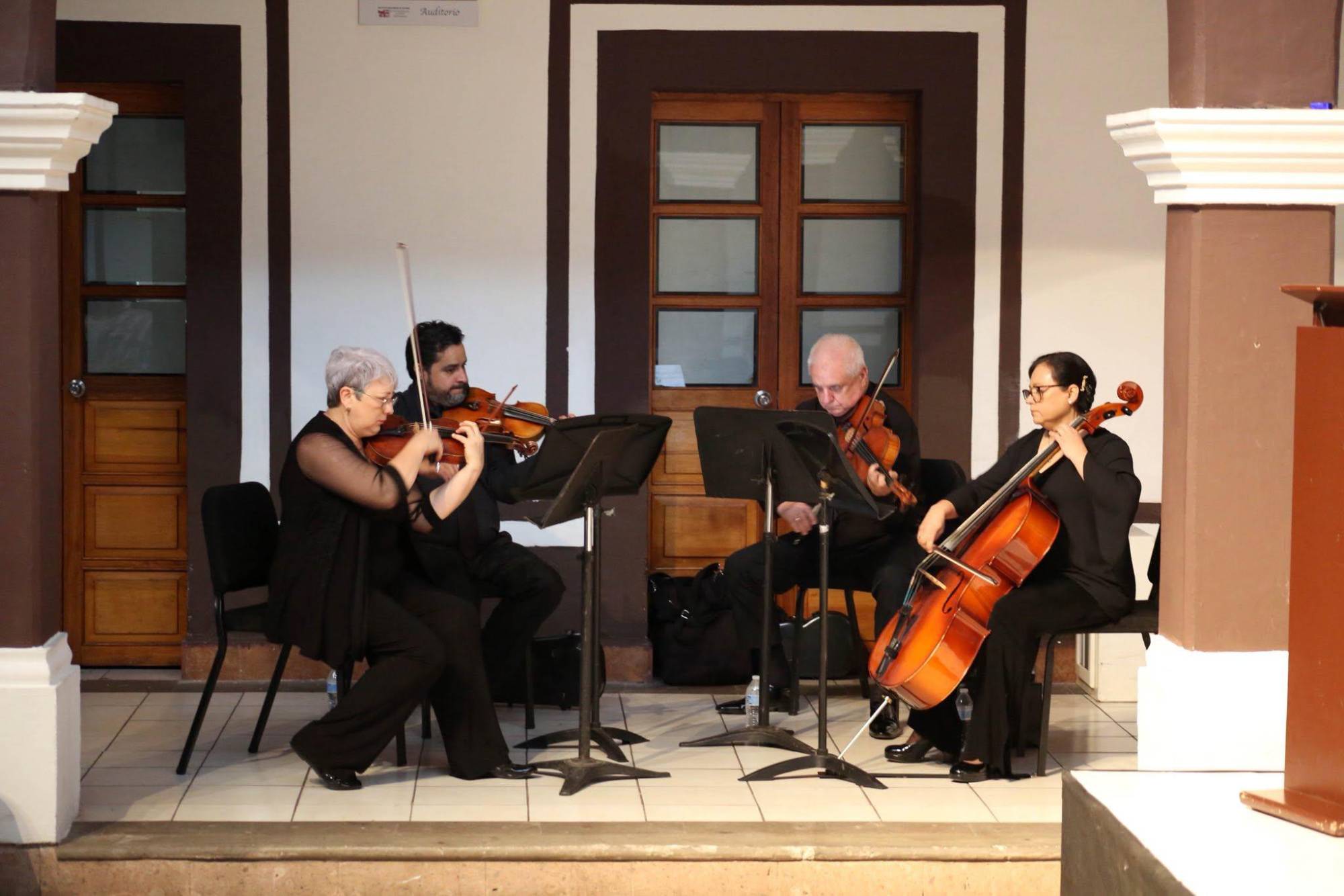 $!El evento contó con la participación del Cuarteto Sinaloa, conformado por reconocidos músicos de la OSSLA.