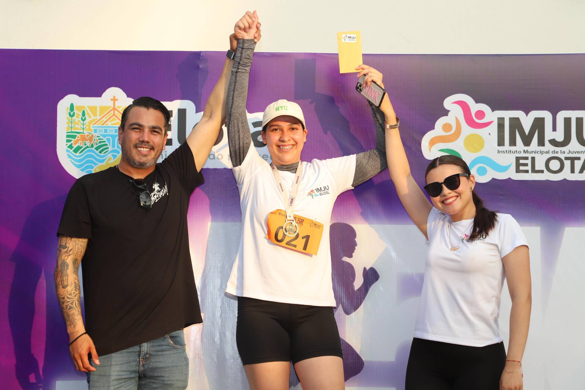 $!Estudiantes de Elota celebran corriendo: éxito total en la Carrera Student Fest
