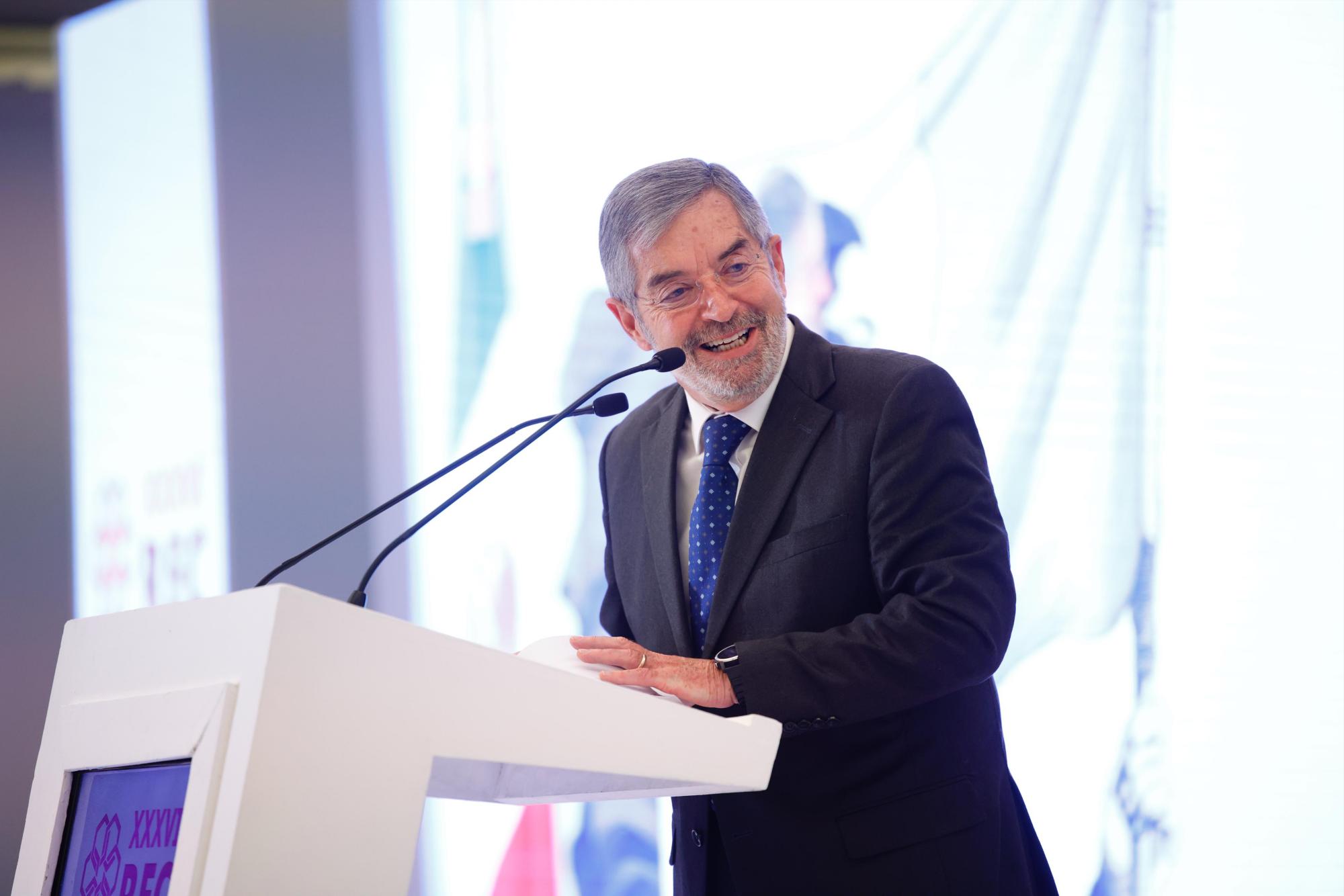 $!Convoca Canciller a trabajar en la defensa de los derechos de los connacionales