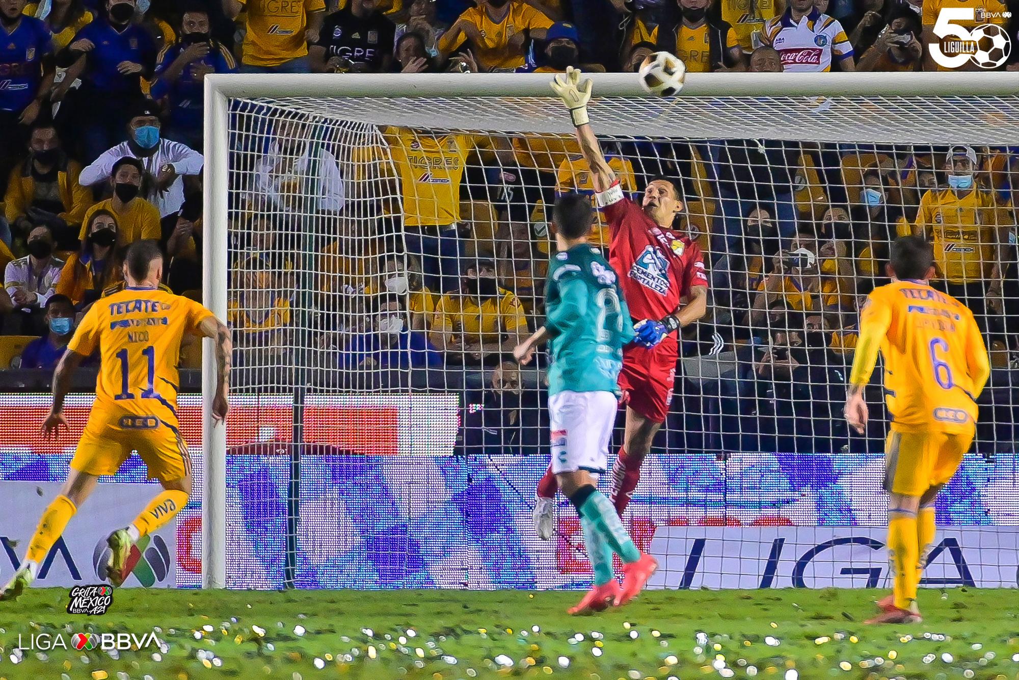 $!Tigres rescata el triunfo ante León con goles en el último suspiro