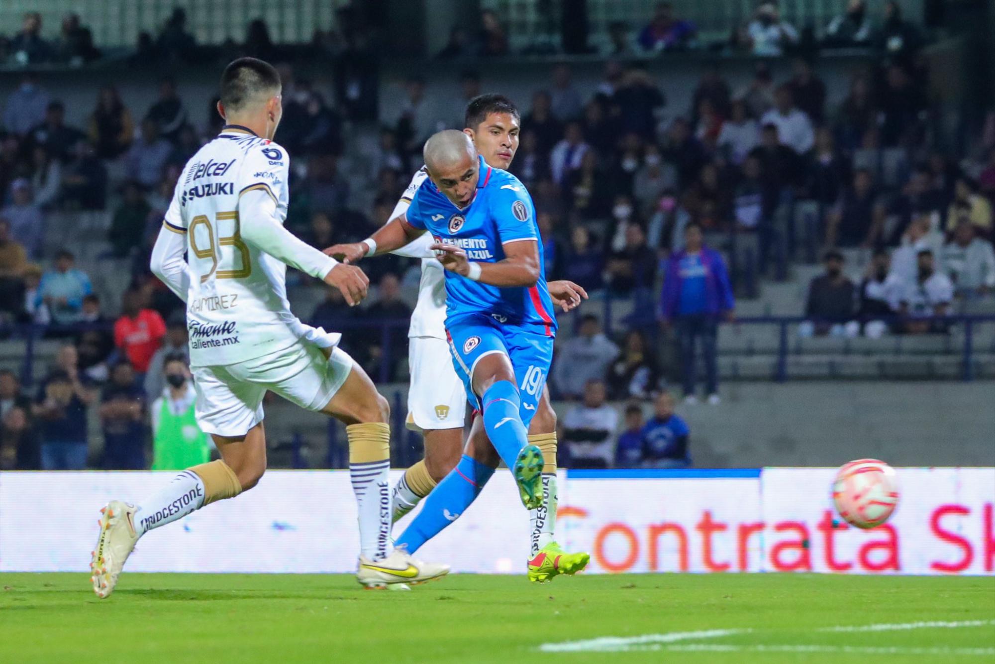 $!Cruz Azul remonta ante Pumas en la Copa por México
