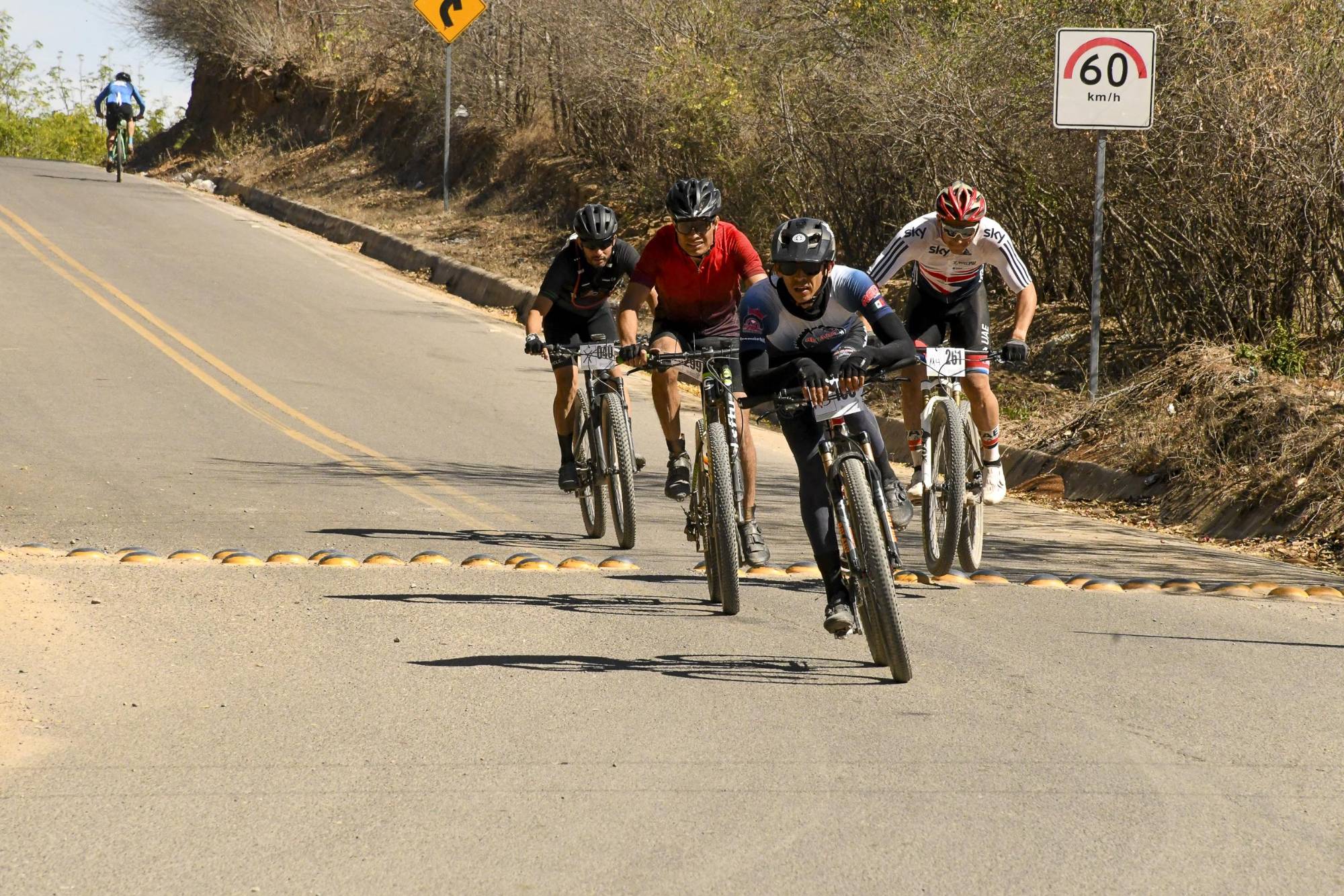 $!Conalep Sinaloa impulsa deporte y educación con carrera ciclista en Mocorito