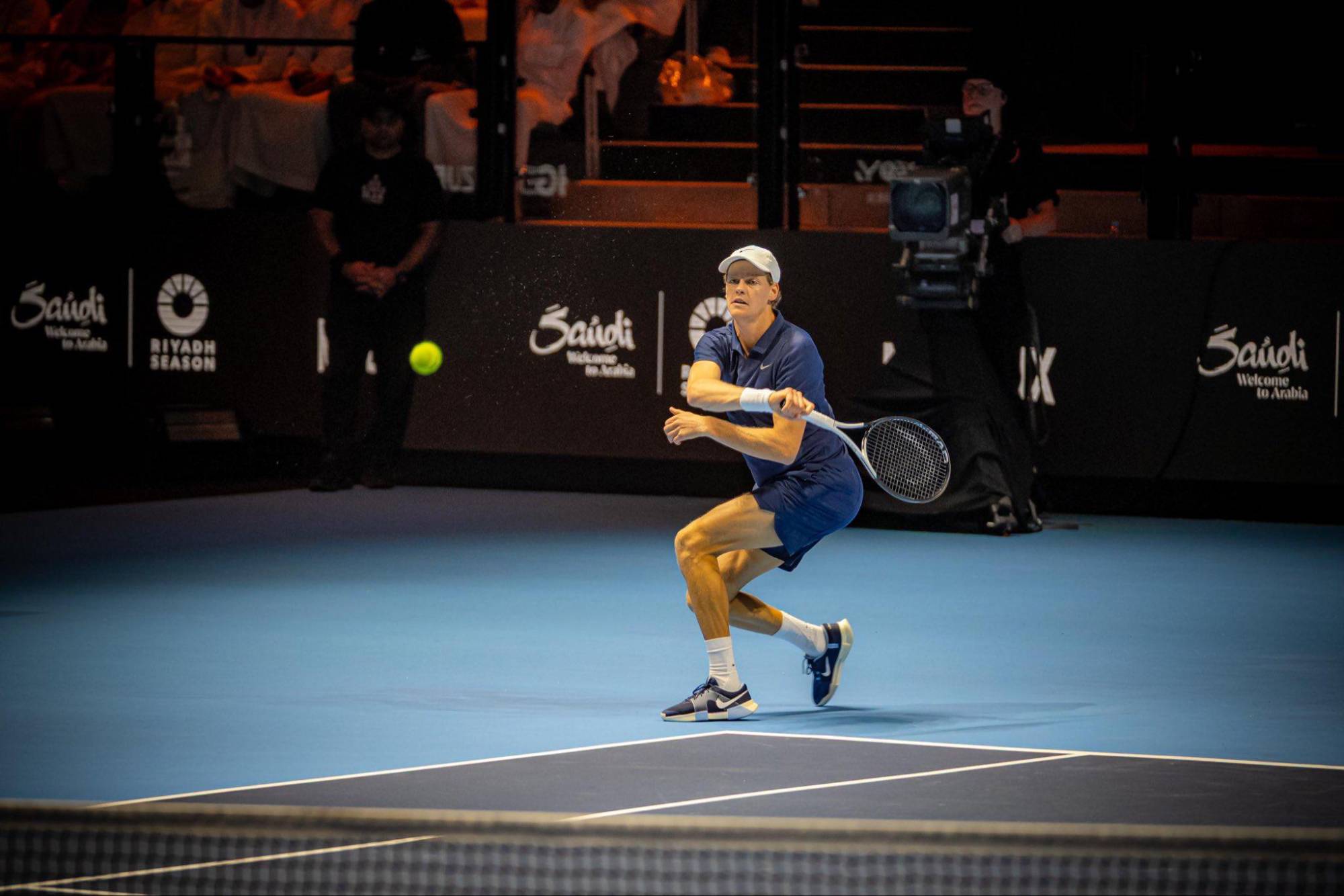 $!Sinner derrota a Alcaraz y conquista el Six Kings Slam con premio récord en Arabia Saudita