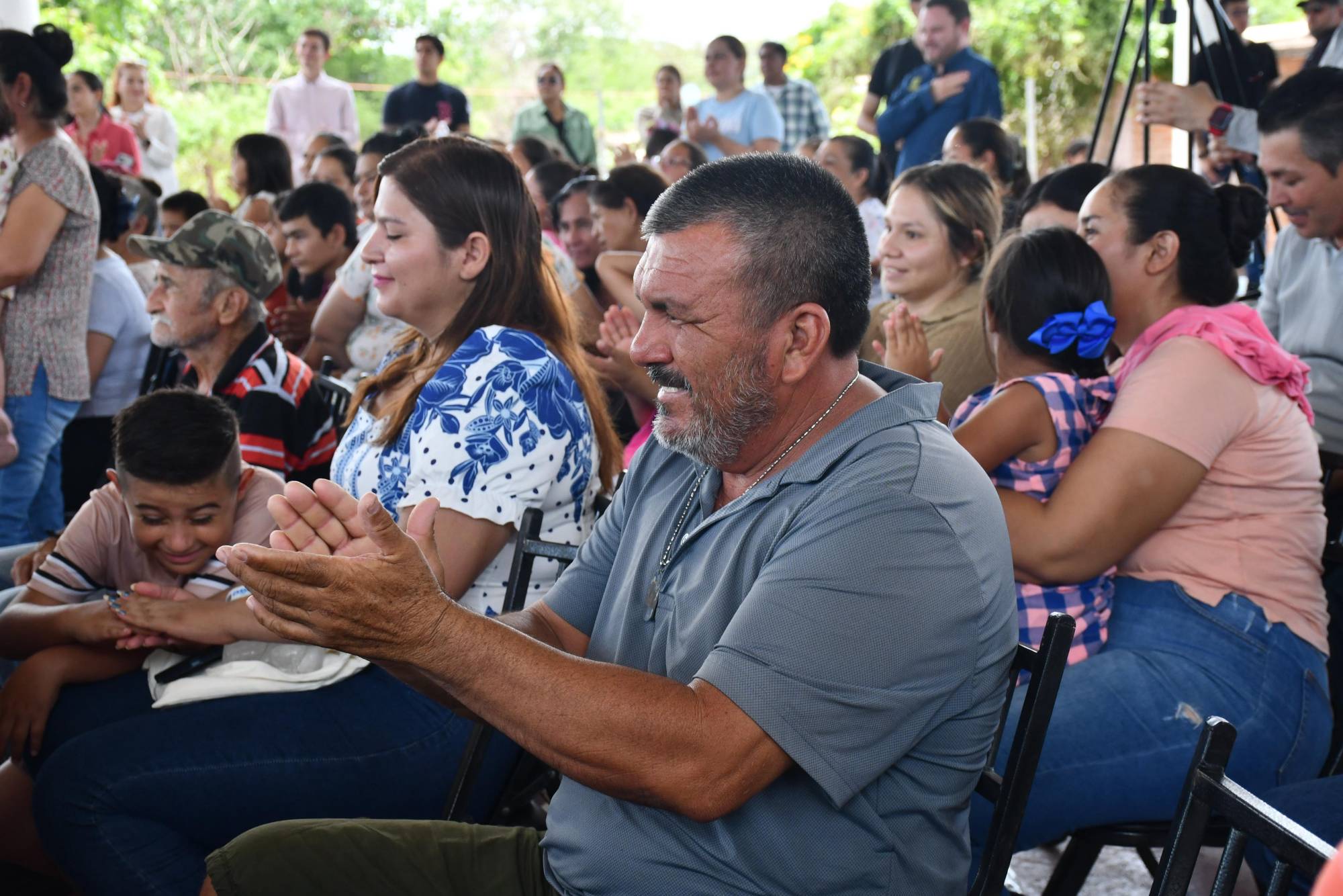 $!Inauguran techumbre y entregan viviendas en Chiqueritos, Culiacán