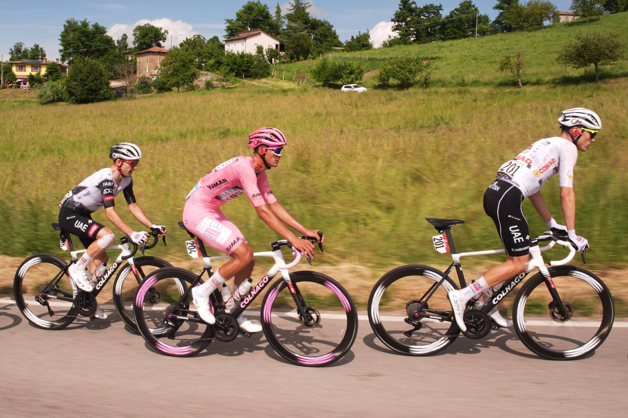 $!Isaac del Toro mantiene la maglia rosa tras la etapa 11 del Giro de Italia