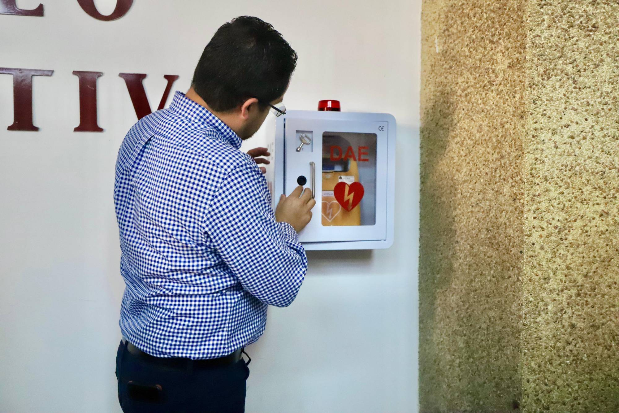 $!Unidad Administrativa de Gobierno de Sinaloa ya es Espacio Cardioprotegido