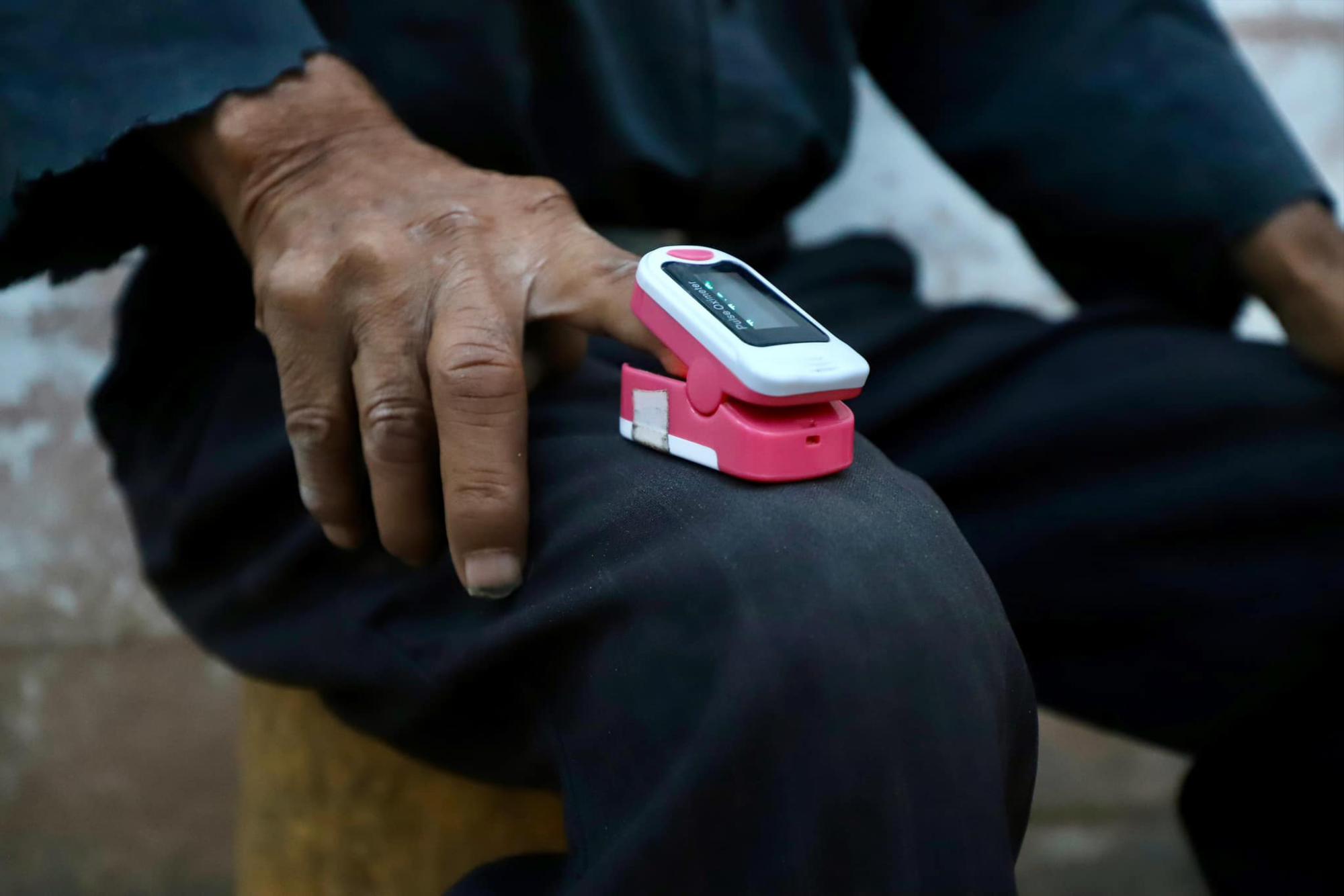 $!Recorre Salud, Bienestar, Mujeres y Protección Civil Sinaloa cuarterías del norte del estado en condiciones de hacinamiento