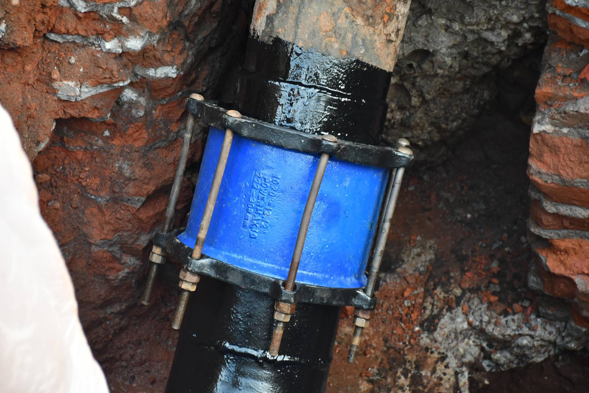 $!Concluye Japac reparación de válvula en el sector Centro de Culiacán