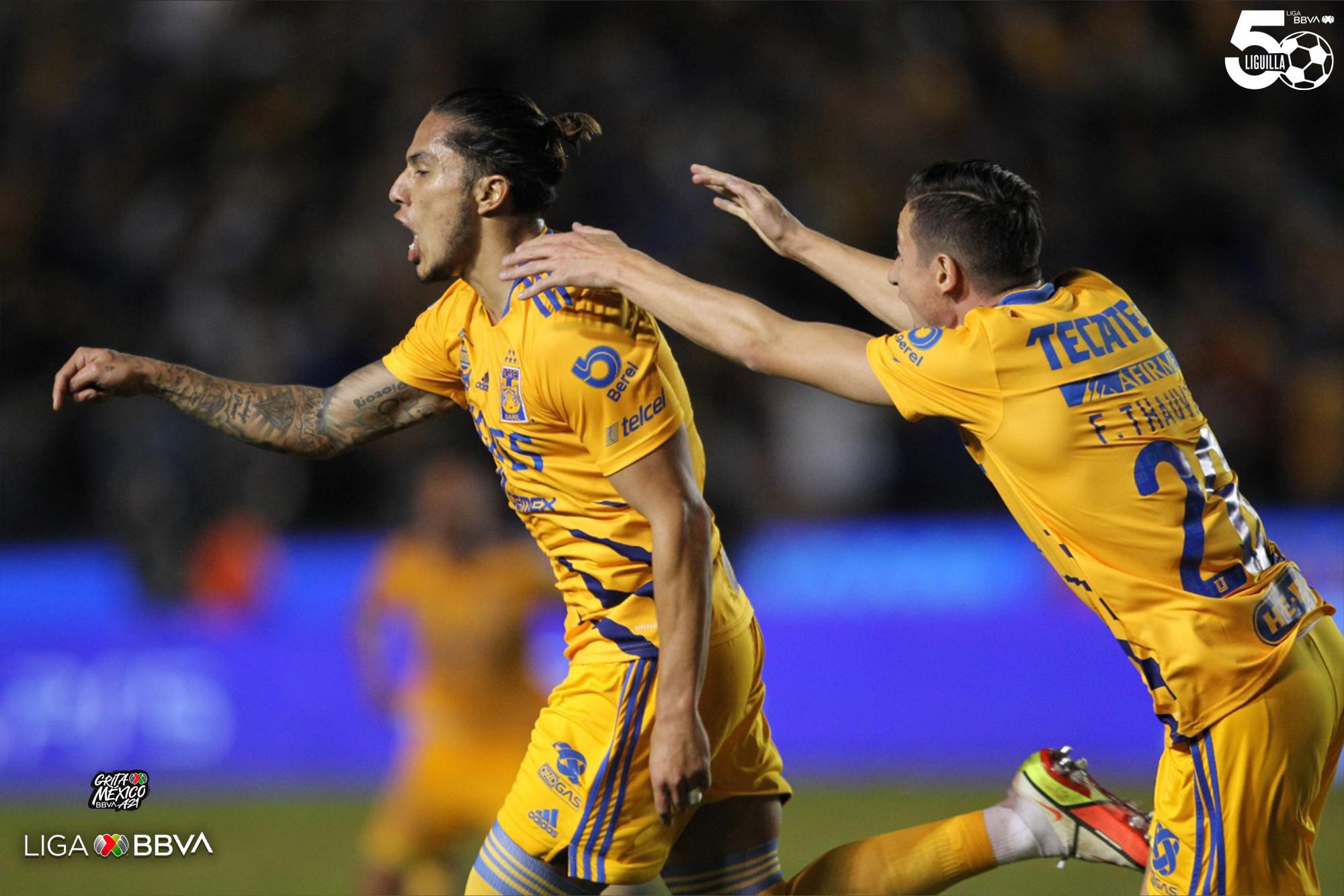 $!Tigres vence 1-0 a Santos y va a semifinales; Salcedo se viste de héroe con un golazo