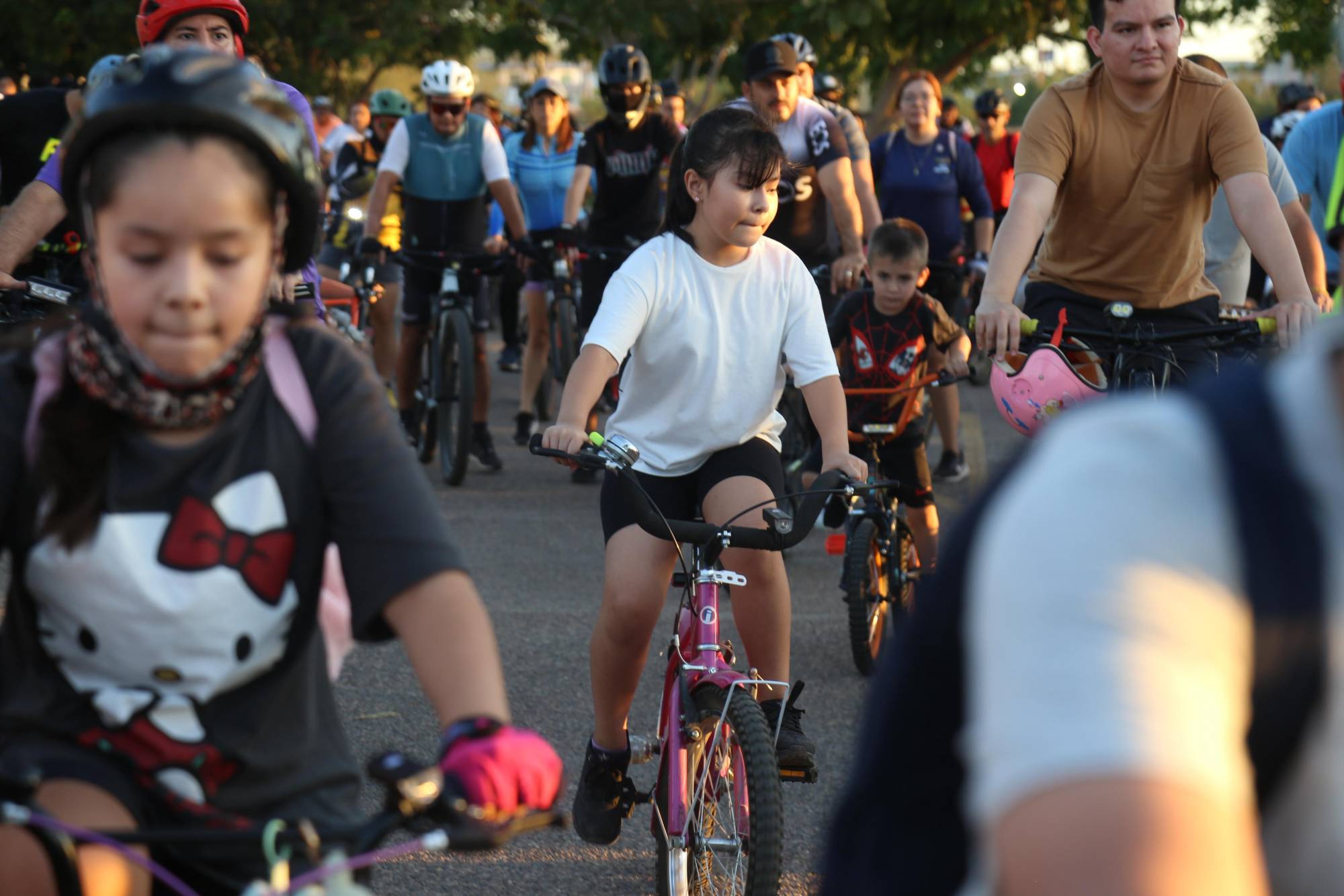 $!Gran participación en la Gran Rodada Sinaloa 2025 en el marco del Día Mundial de la Bicicleta