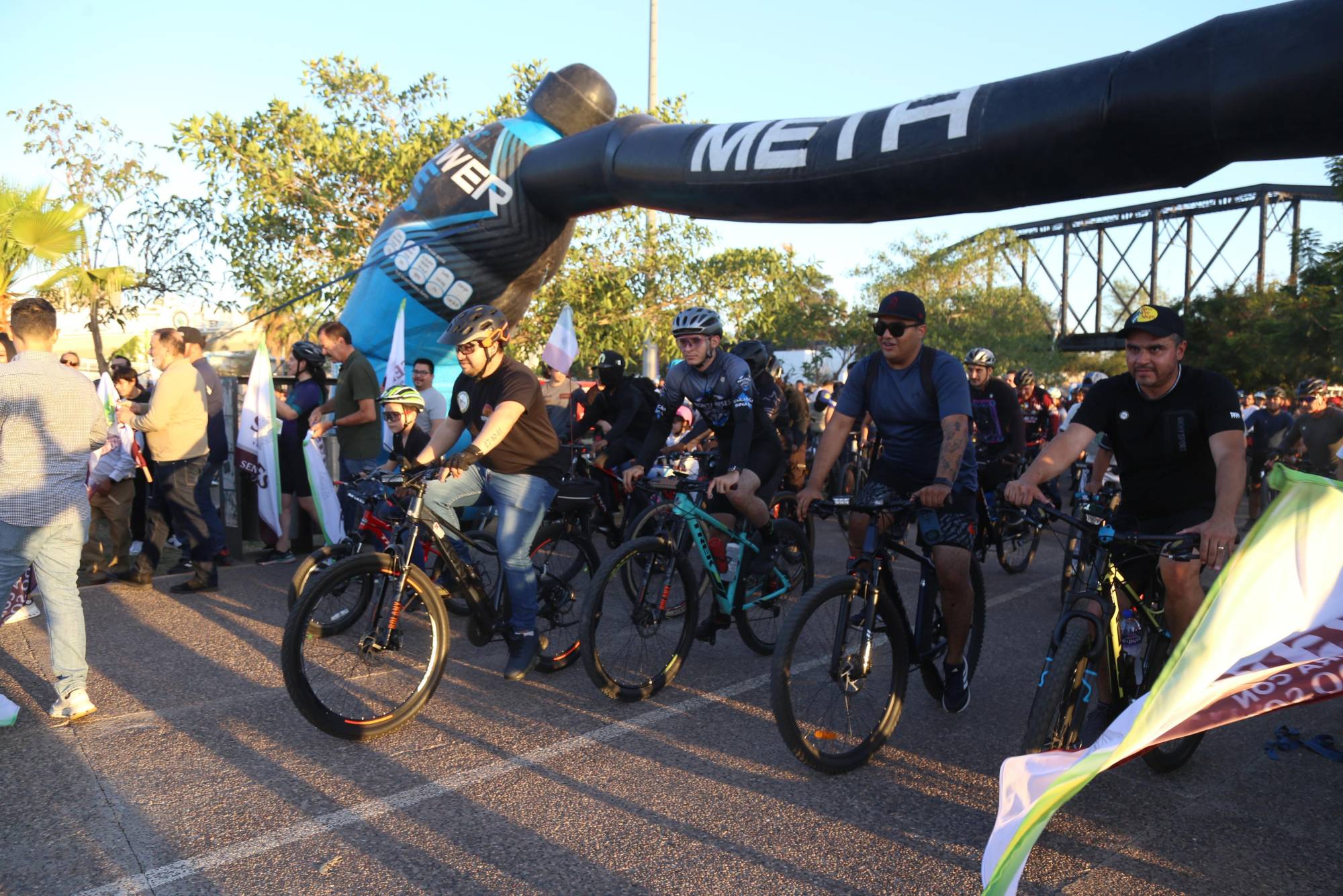 $!Gran participación en la Gran Rodada Sinaloa 2025 en el marco del Día Mundial de la Bicicleta