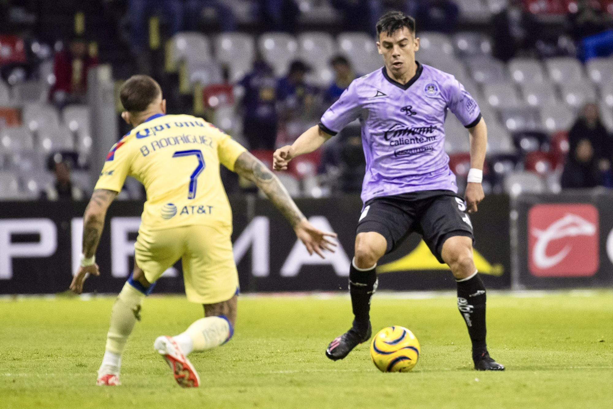$!Mazatlán FC saca valioso empate al América en el Estadio Azteca