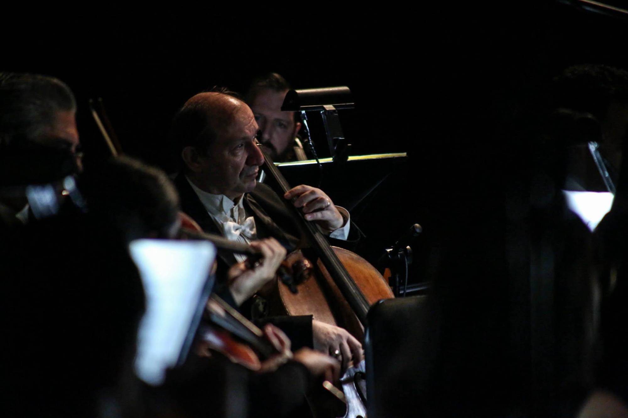 $!Los músicos recrearon los paisajes de la obra.