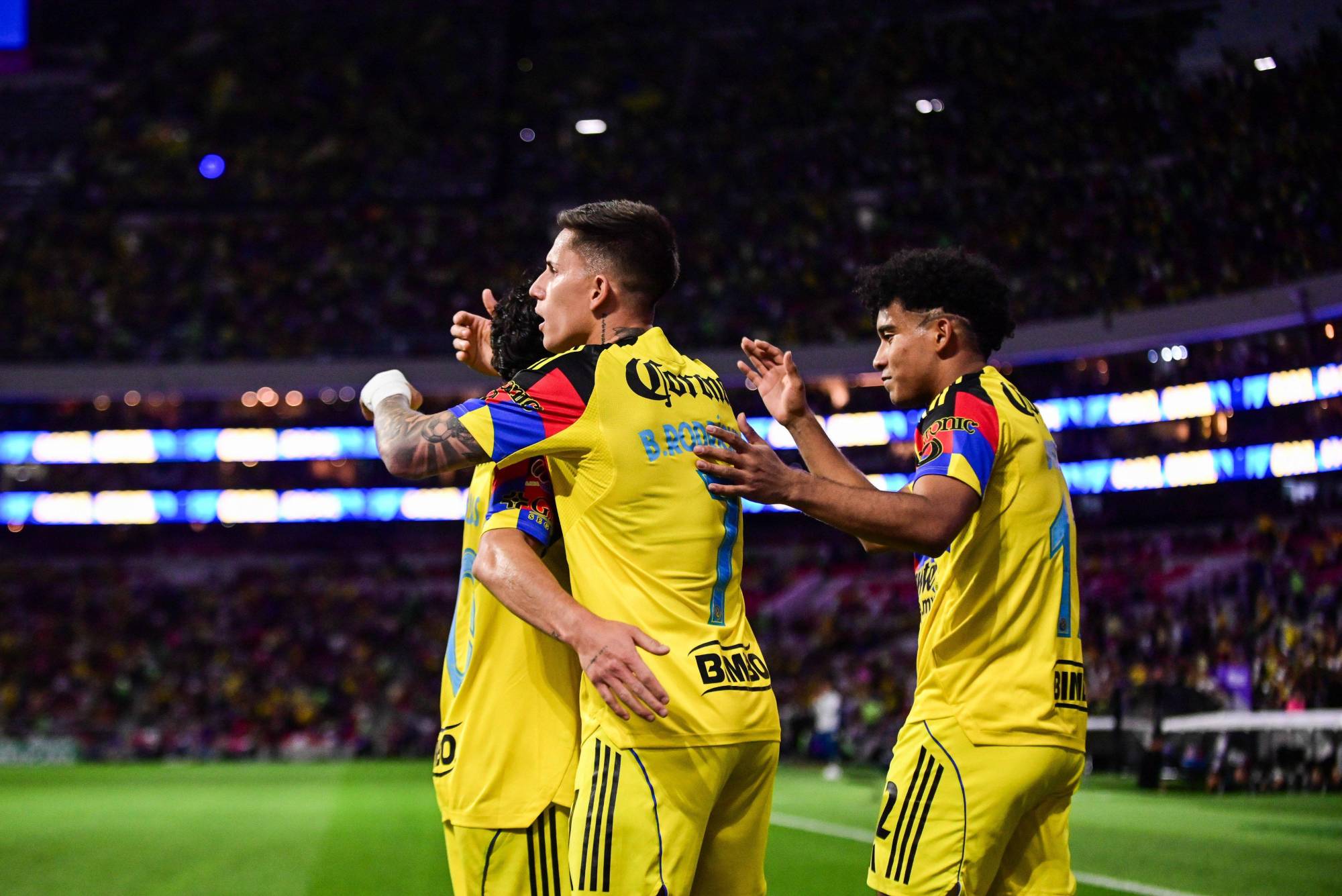 $!América vuela alto con doblete de Brian Rodríguez