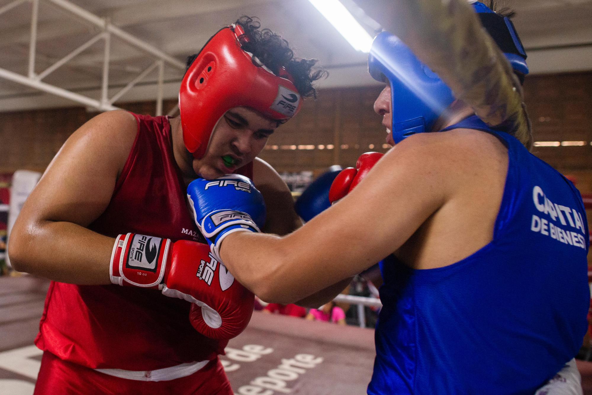 $!Muestra Mazatlán puños de oro en Culiacán