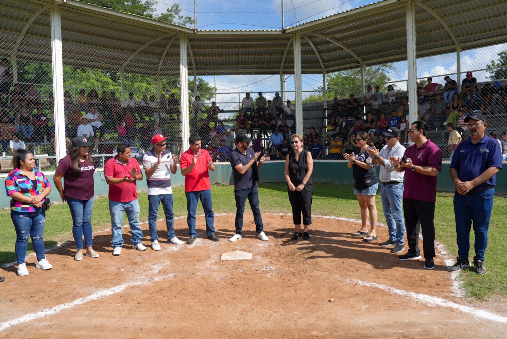 $!Tomateros de Culiacán honra a Jaime Blancarte con triunfo en inicio de juegos de preparación