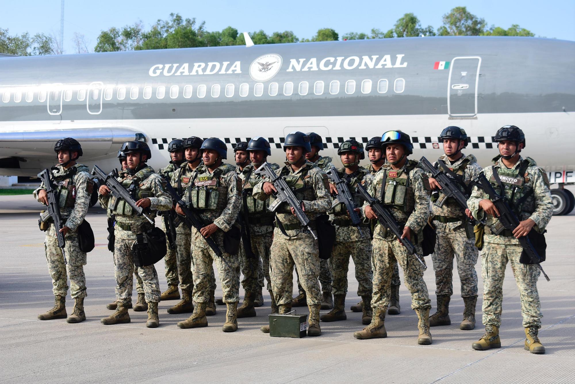 $!Llegan otros 200 militares para reforzar la seguridad en Sinaloa