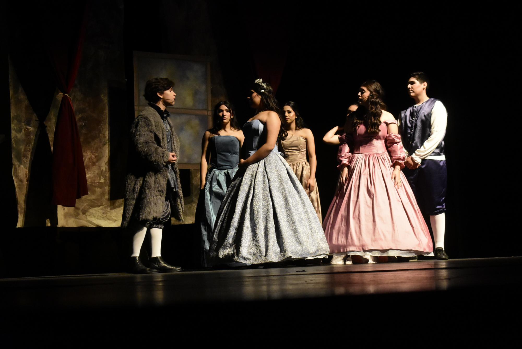 $!La obra de Shakespeare destaca el triunfo de los verdaderos sentimientos humanos.