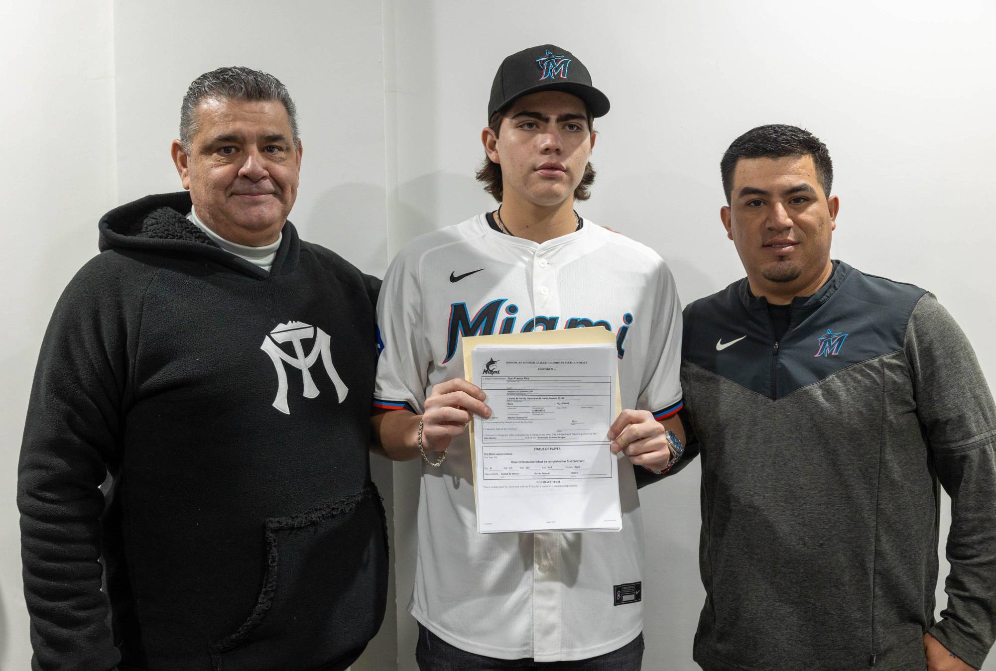 $!Juan Franco Alva, novato de Tomateros, firma con Marlins