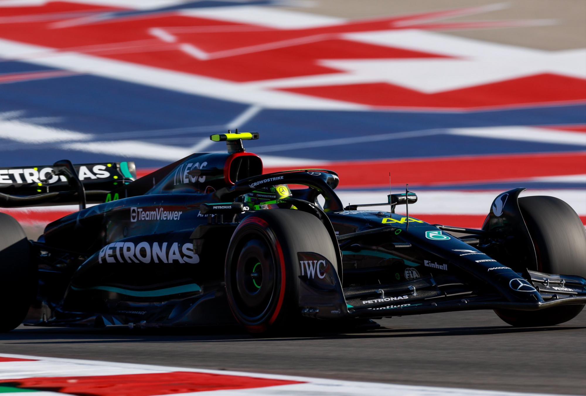 $!Verstappen llega a 50 victorias en F1; Checo se ubica en quinto