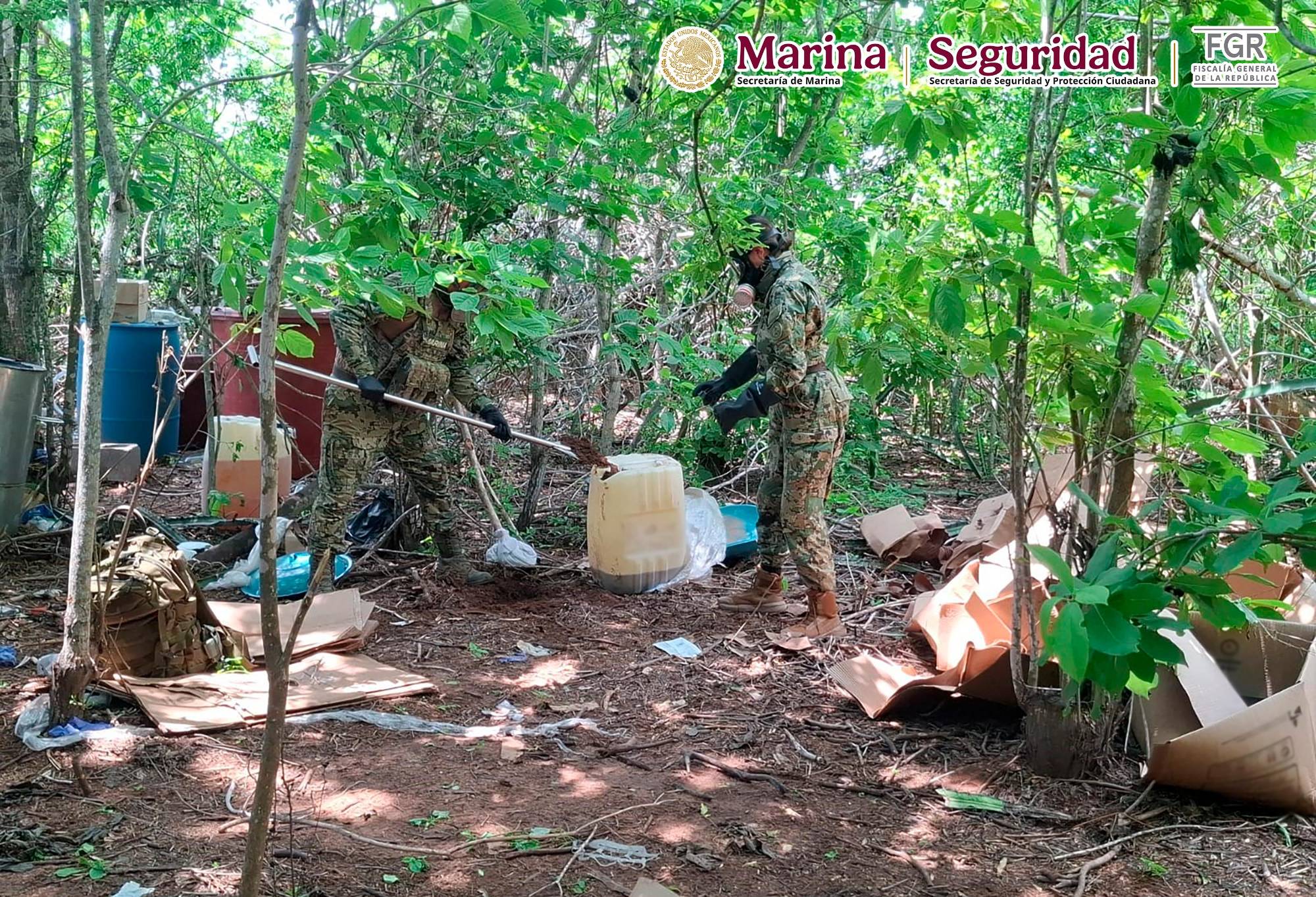 $!Marina asegura más de 4.4 toneladas de cocaína y destruye laboratorio clandestino en Sinaloa