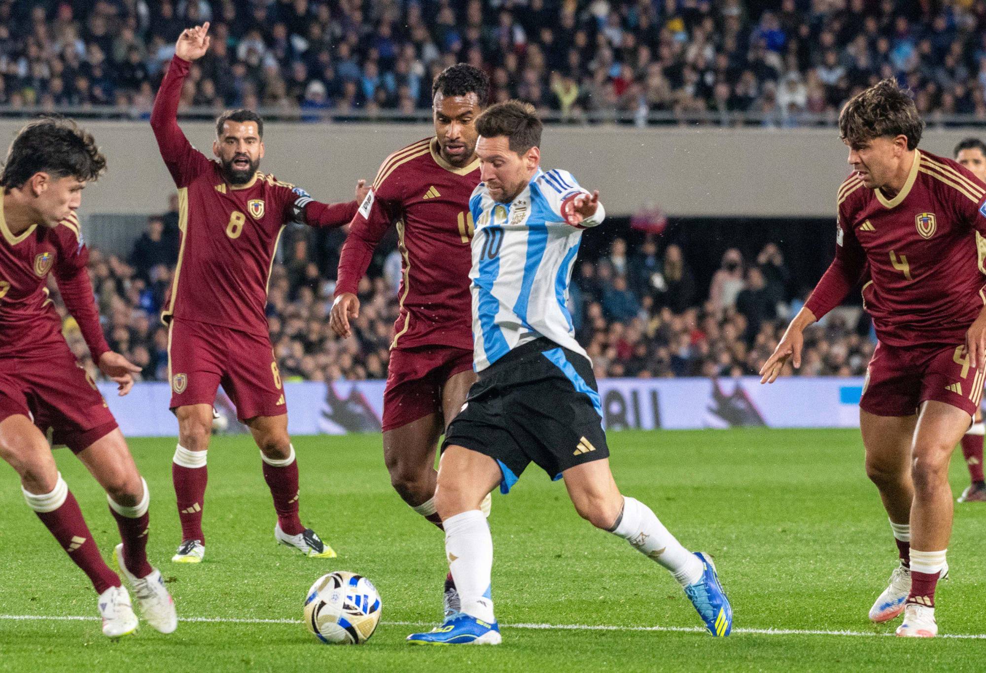 $!Messi marca doblete en su último juego oficial con Argentina como local