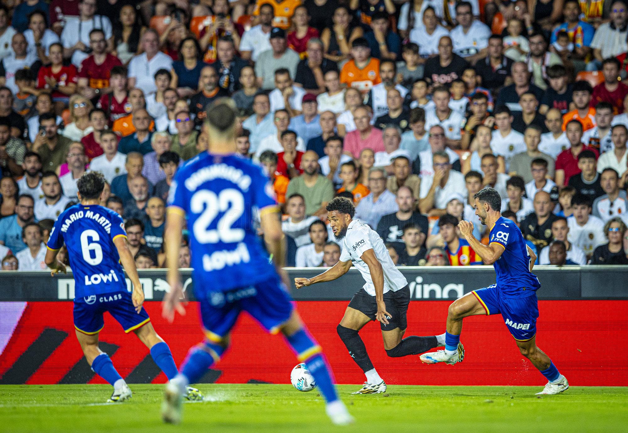 $!El Valencia suma su primera victoria y corta la racha del Getafe