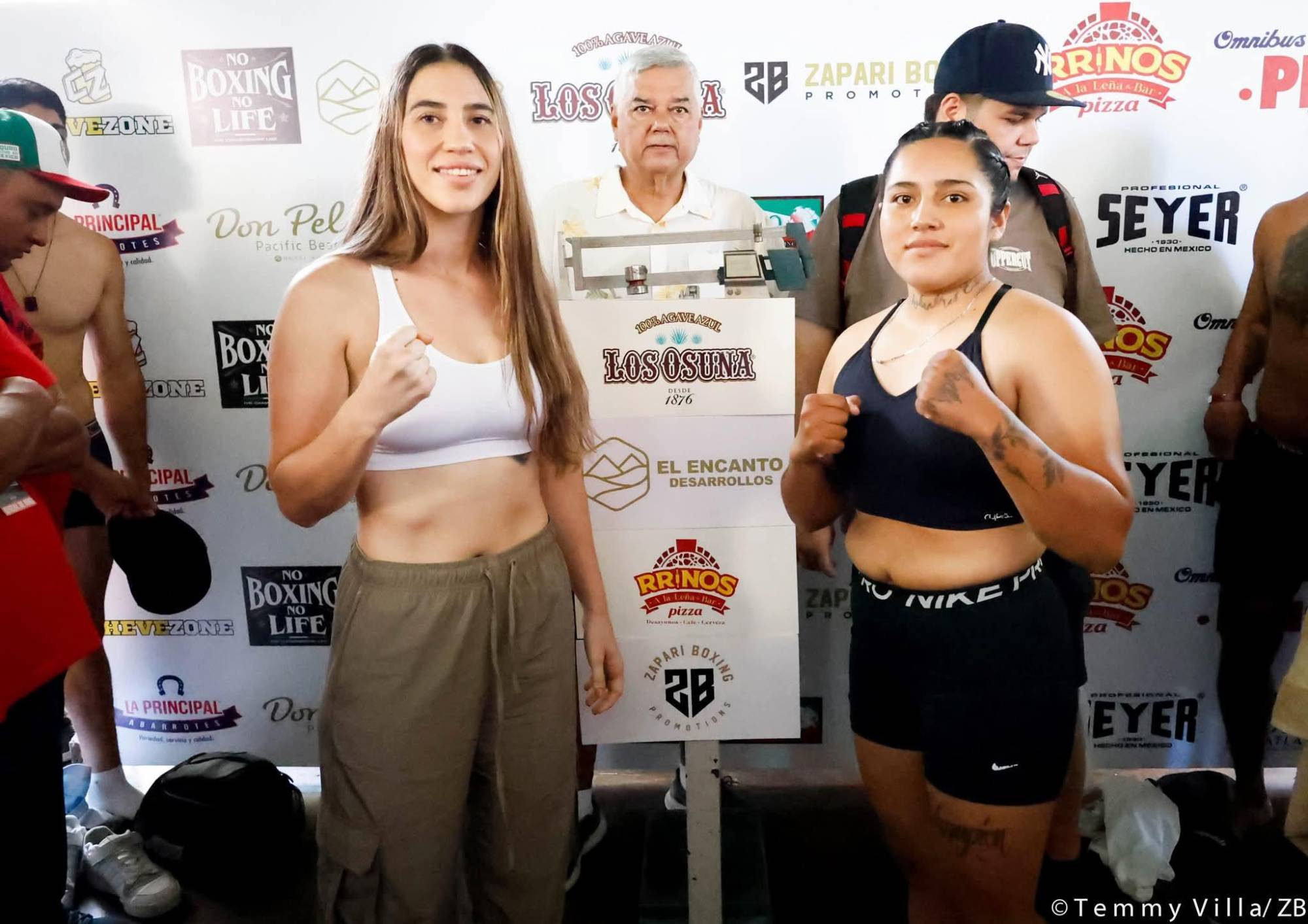 $!Tras el pesaje, se declaran listos los gladiadores de la función ‘Fuego en el Ring’, en Mazatlán