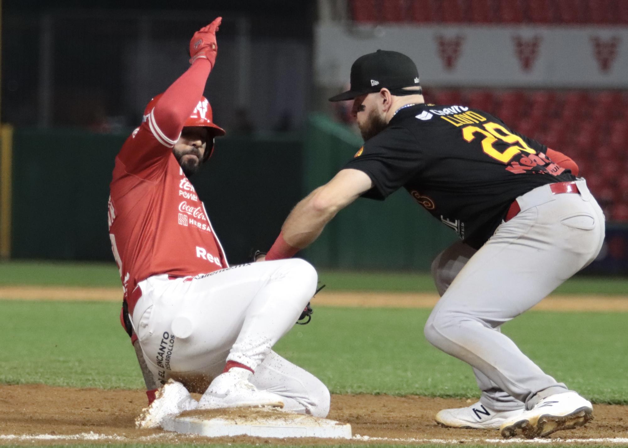 $!Pitcheo y bateo oportuno llevan a Venados a ganar serie ante Mayos