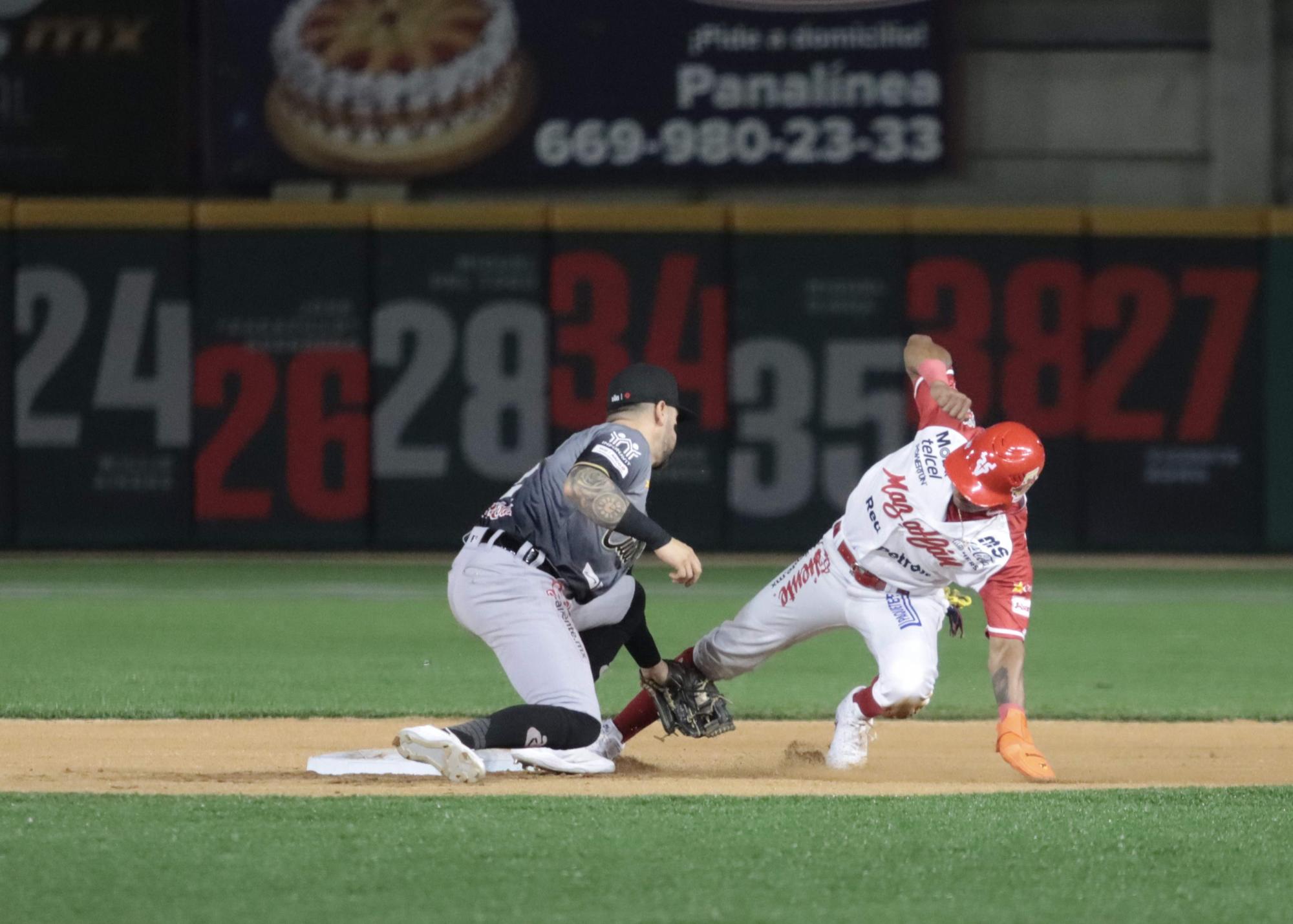 $!Luce Randy Romero y Venados rescata último de la serie ante Tomateros