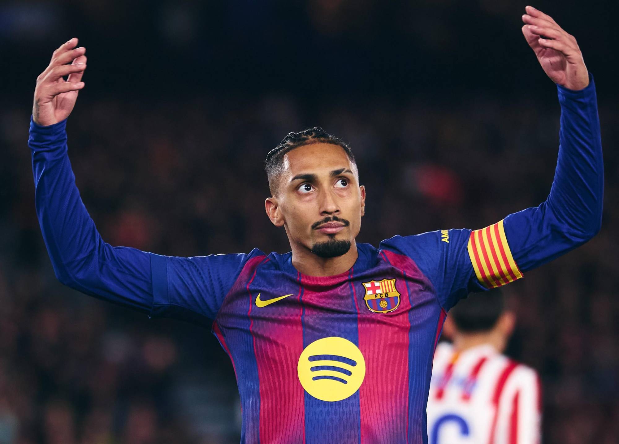 $!El Barcelona se gusta y defiende el liderato en la primera gran noche del nuevo Camp Nou