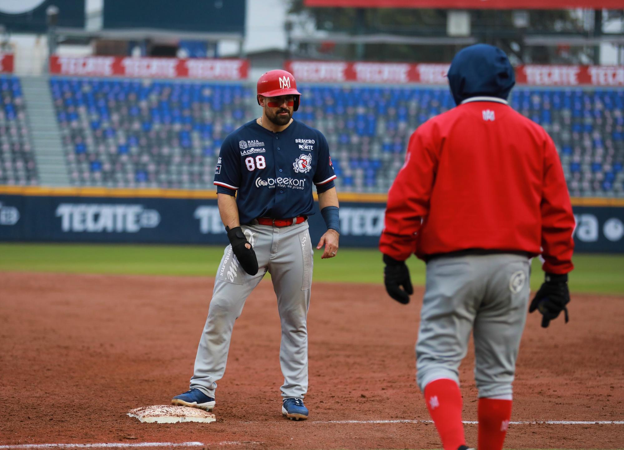 $!Sultanes despluma por completo a Águilas