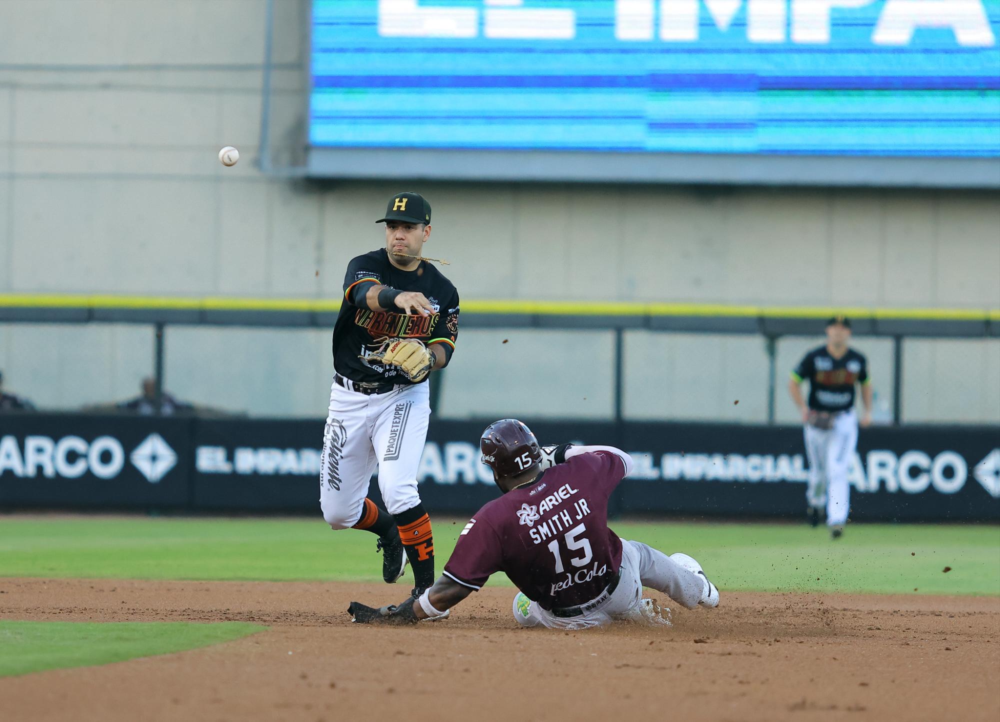 $!Tomateros de Culiacán es barrido en Hermosillo