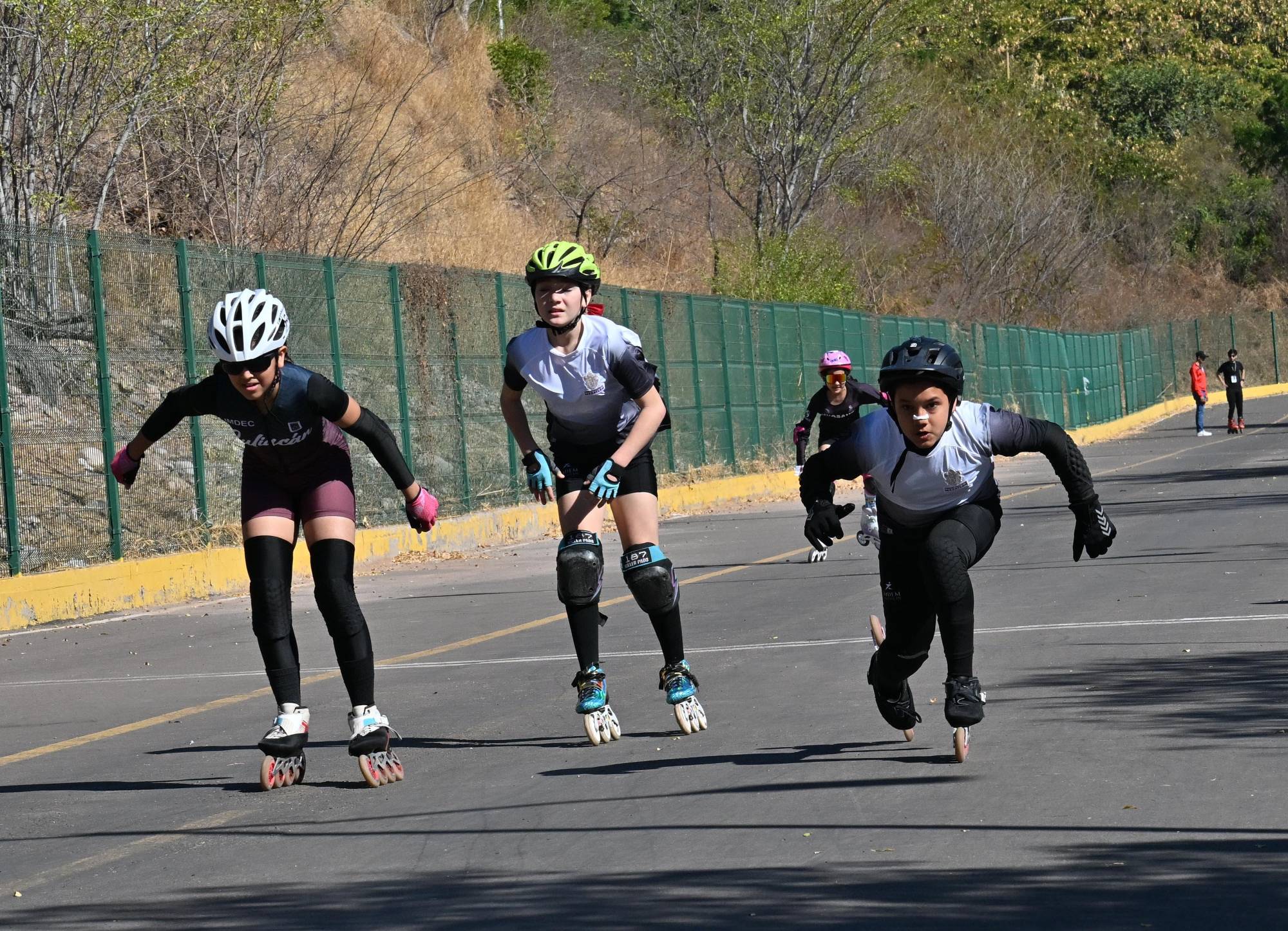 $!A toda velocidad, obtienen patinadores mazatlecos siete preseas en estatal Conade