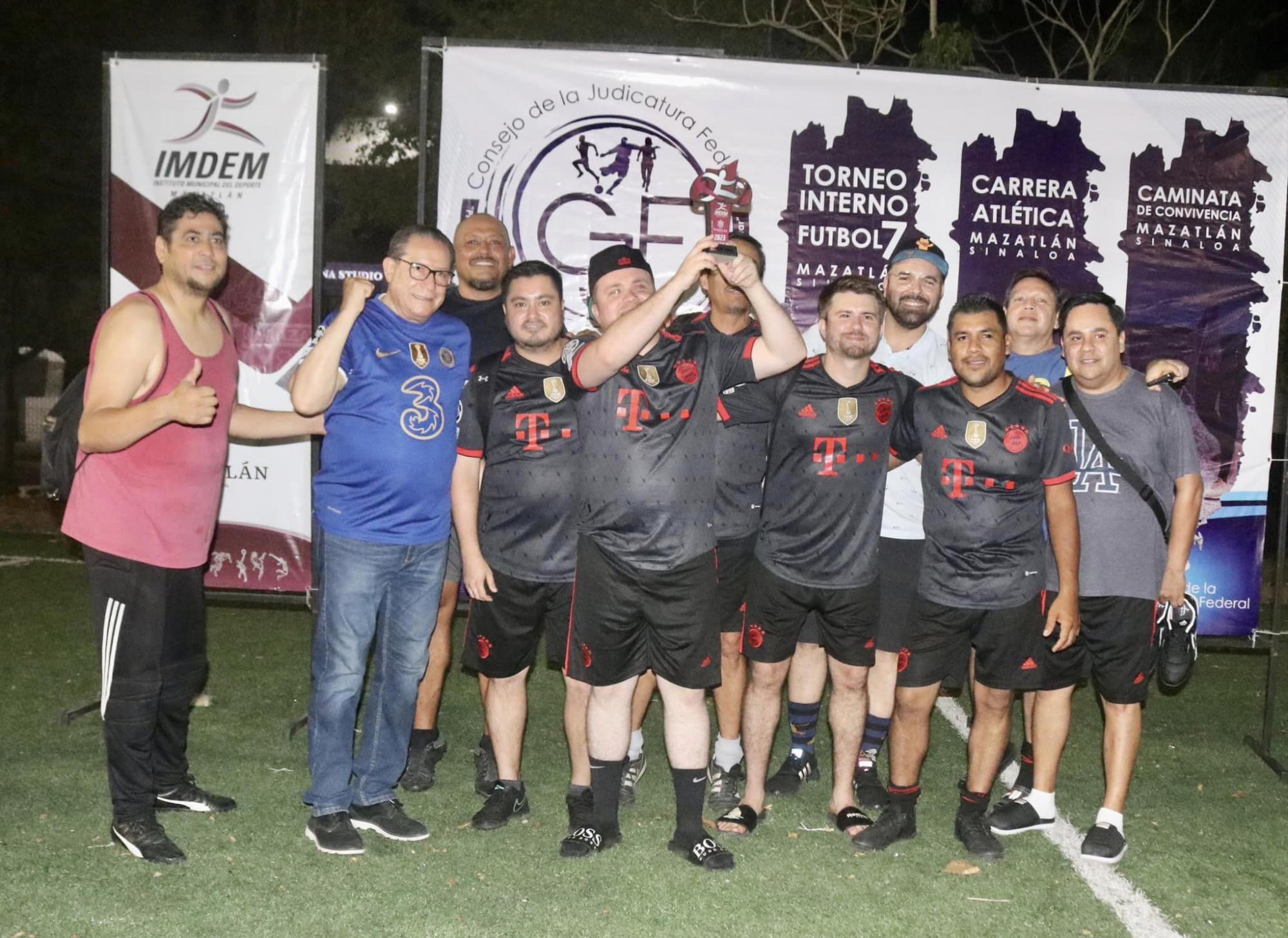 $!Primer Tribunal Colegiado sentencia el título a su favor