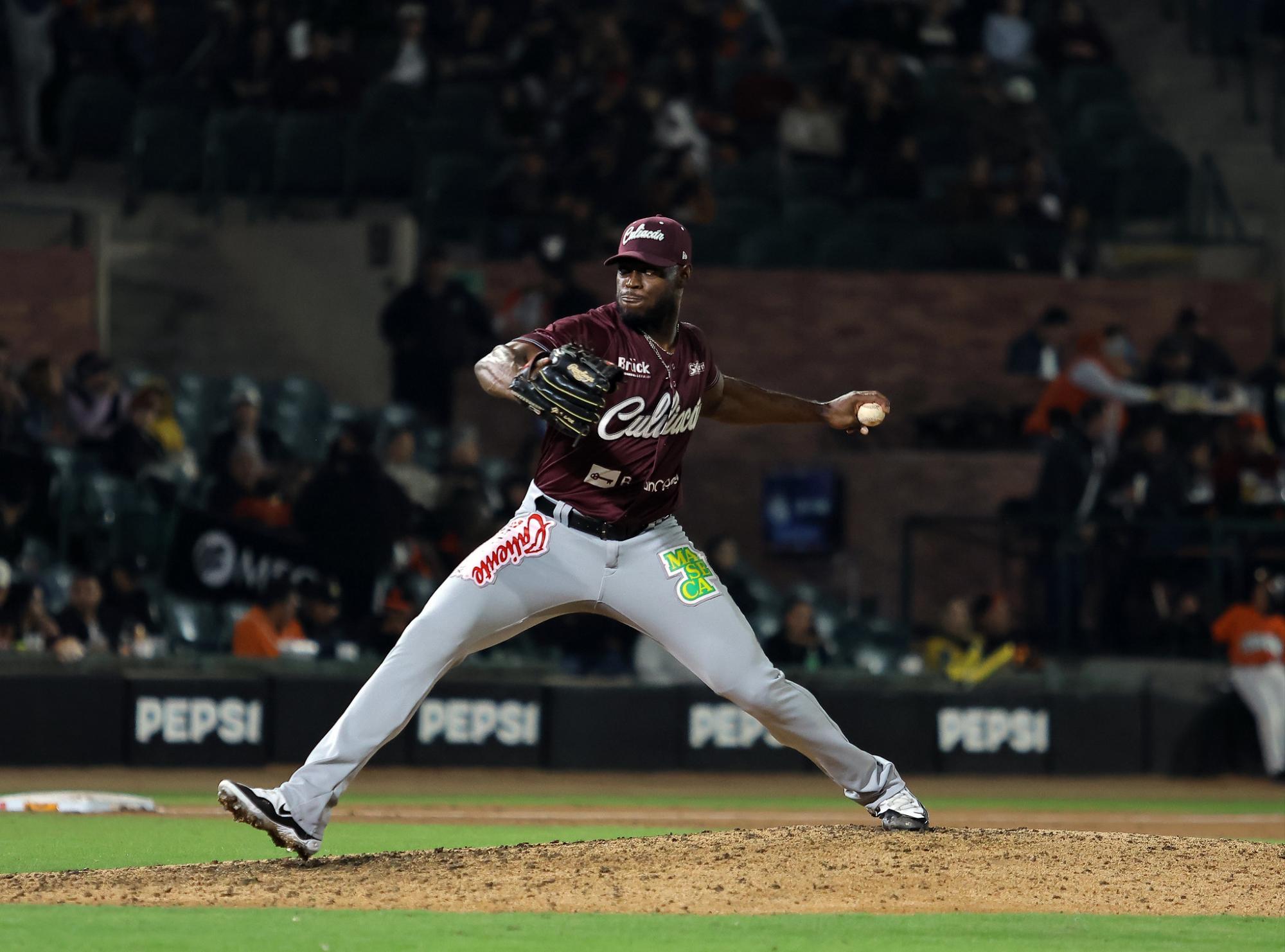 $!Naranjeros de Hermosillo deja en el terreno a Tomateros de Culiacán