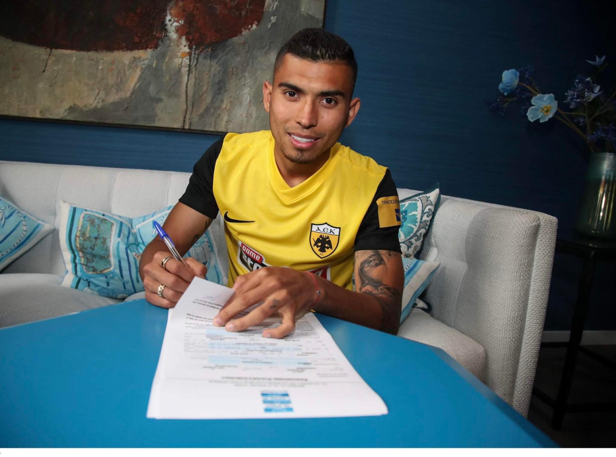 $!Oficial: Orbelín Pineda jugará en el AEK de Atenas