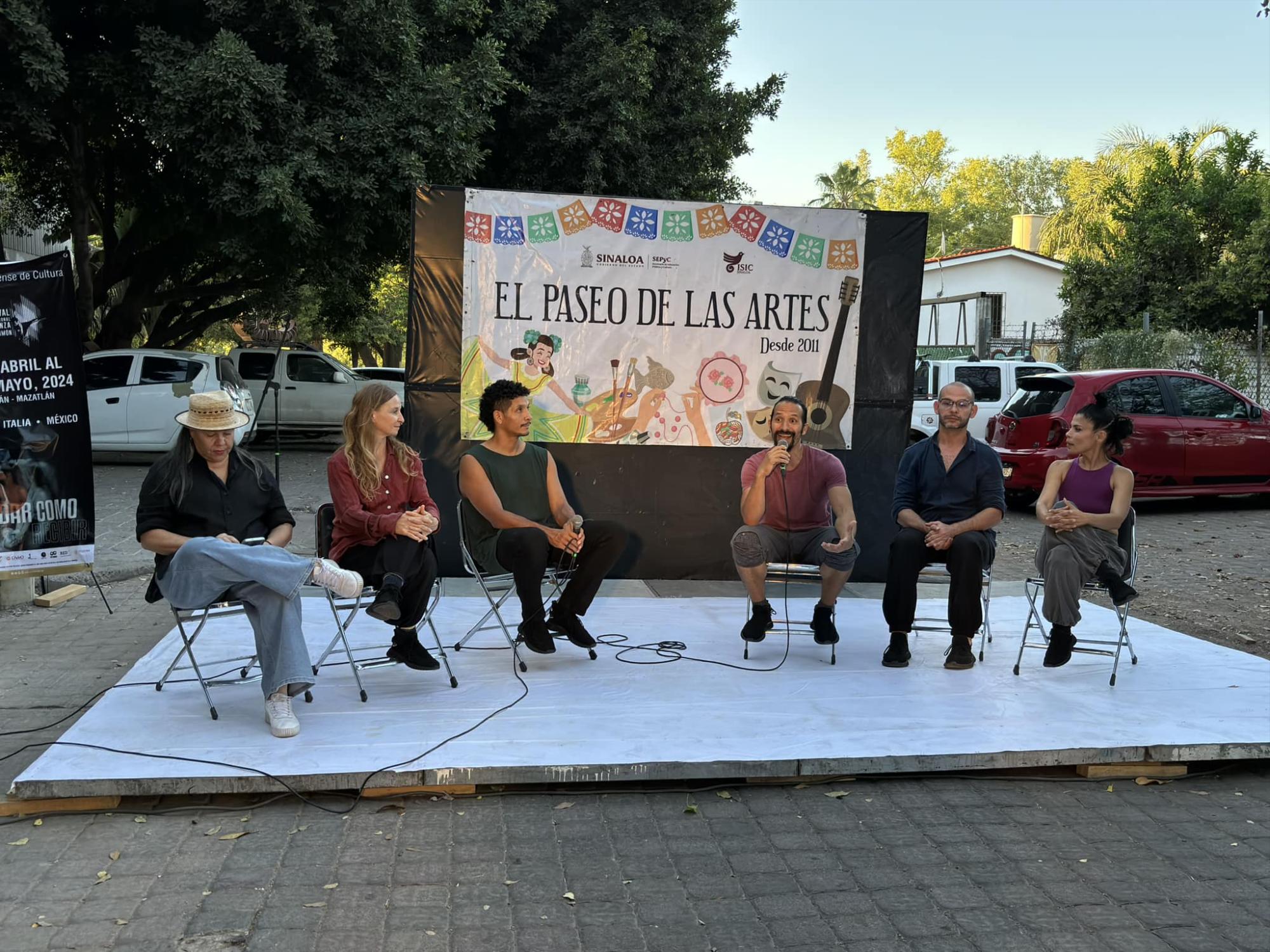 $!Al final los creadores compartieron experiencias sobre la obra.