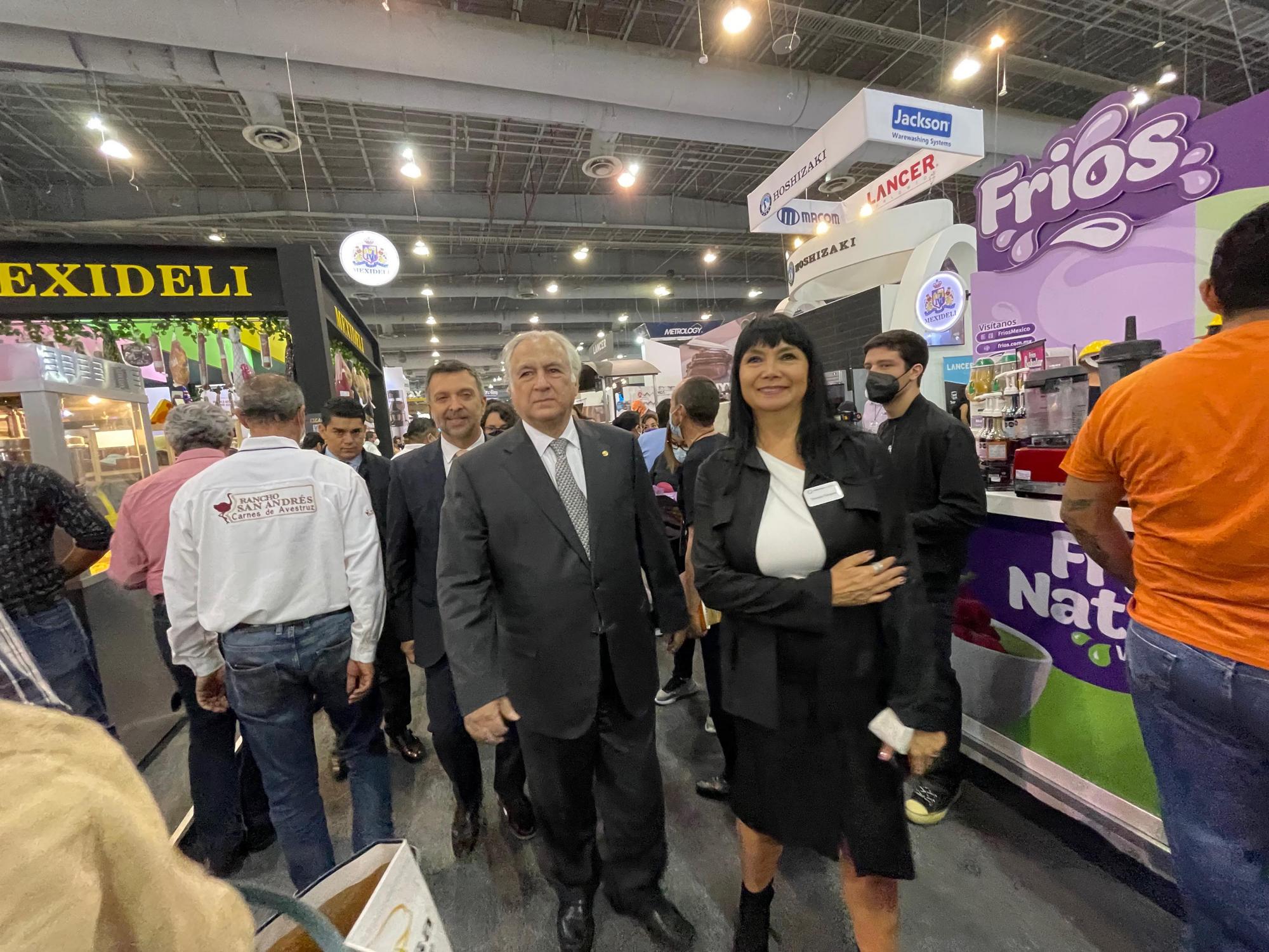 $!Turismo, noble y dinámico, sector estratégico en la economía y la integración social: Miguel Torruco