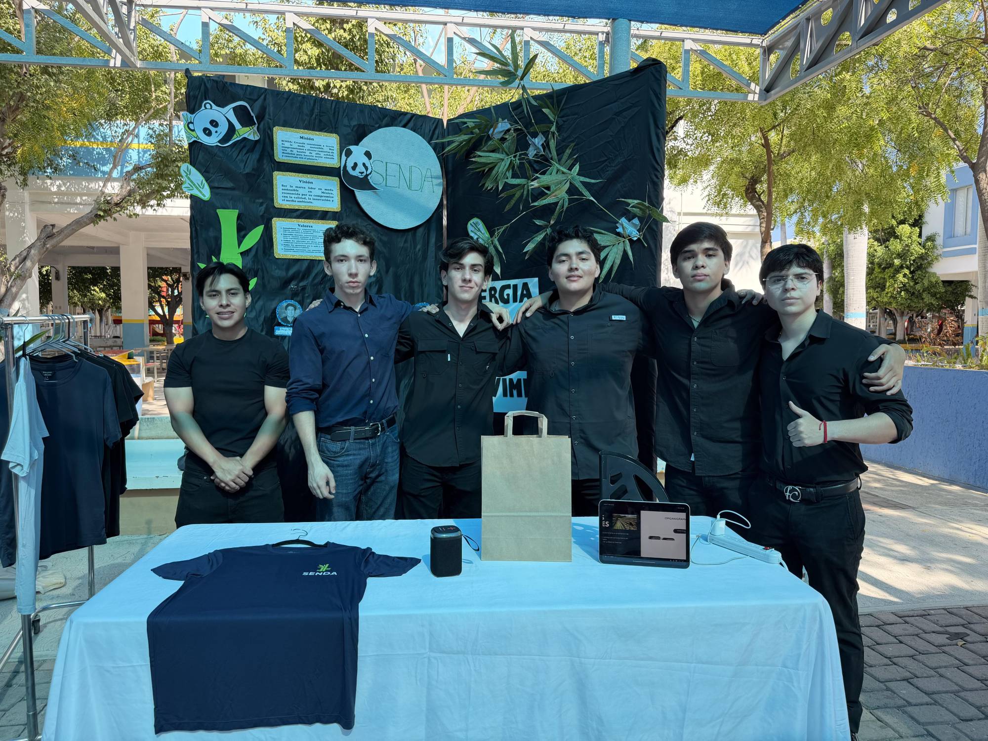 $!Jóvenes talentos del ICO presentan proyectos empresariales en Feria Emprendedora 2026